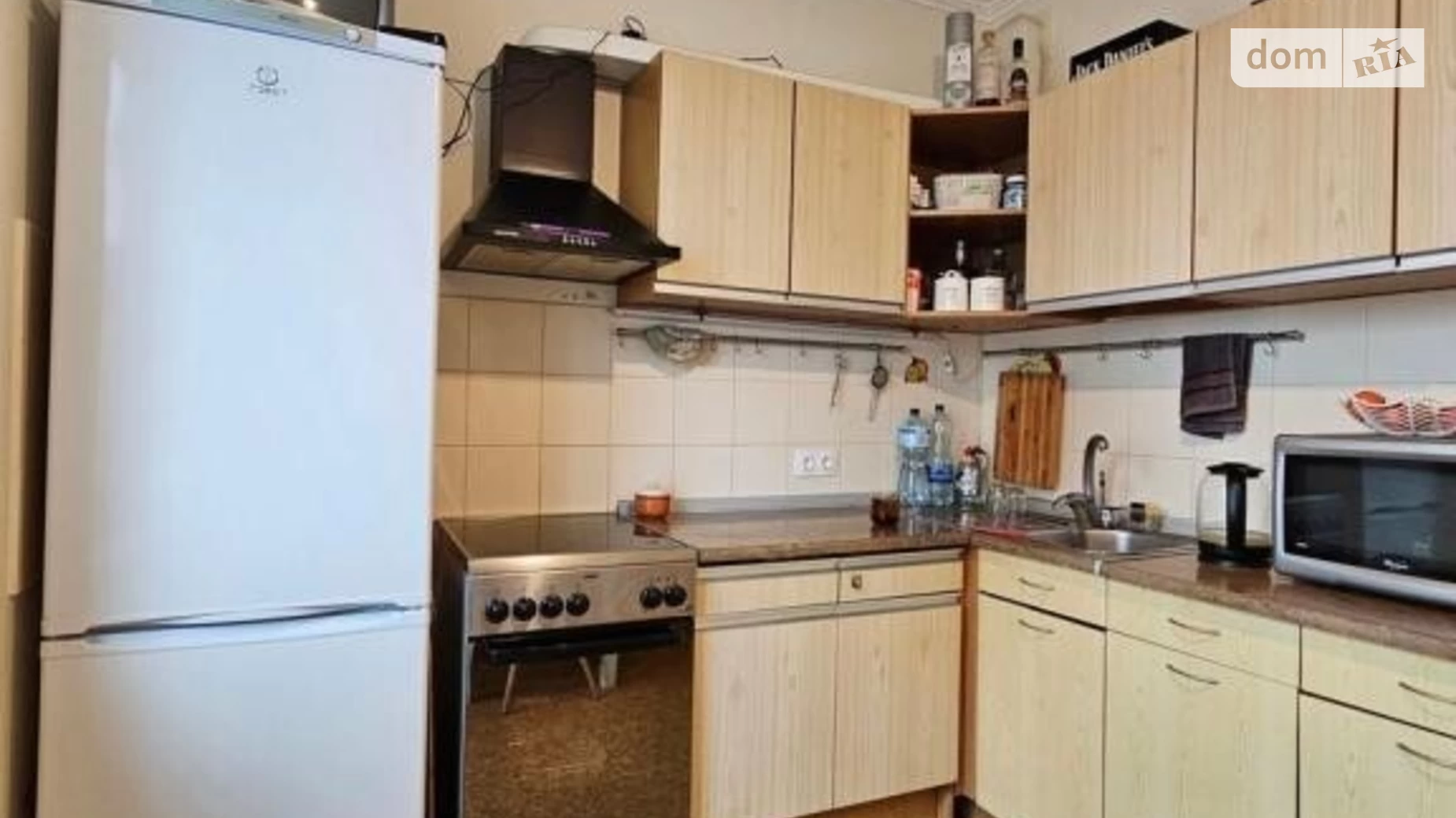 Продается 3-комнатная квартира 73 кв. м в Киеве, ул. Анны Ахматовой, 43 - фото 2