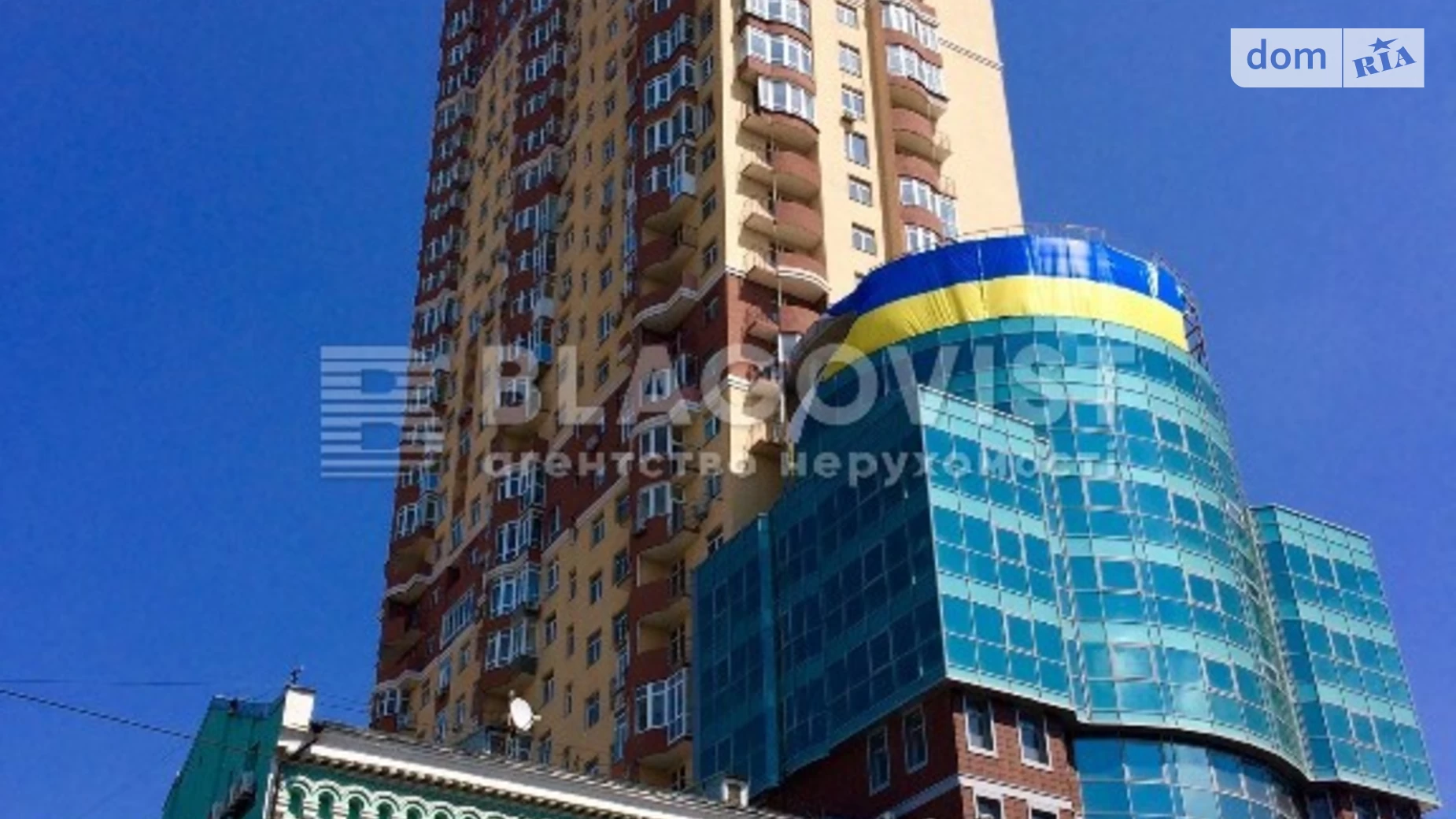 Продается 1-комнатная квартира 42 кв. м в Киеве, ул. Жилянская, 118