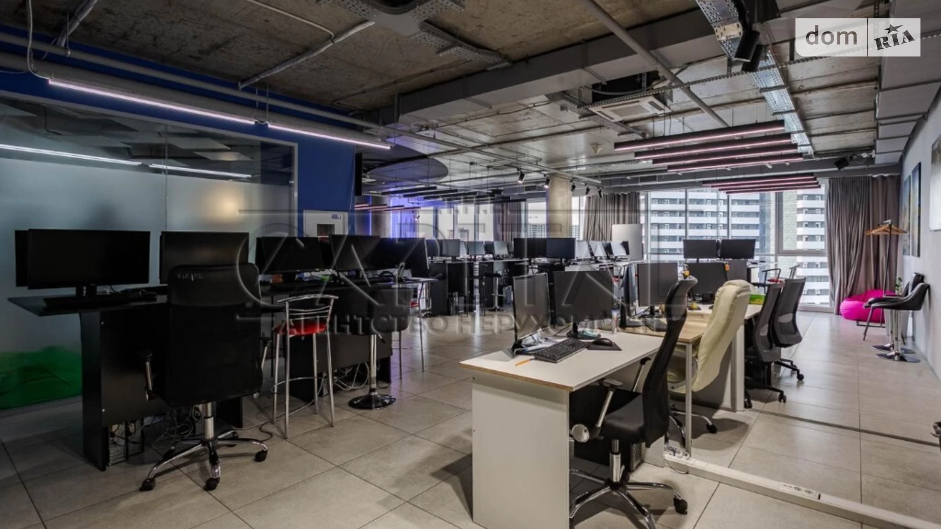 Продается офис 800 кв. м в бизнес-центре, цена: 2000000 $ - фото 3