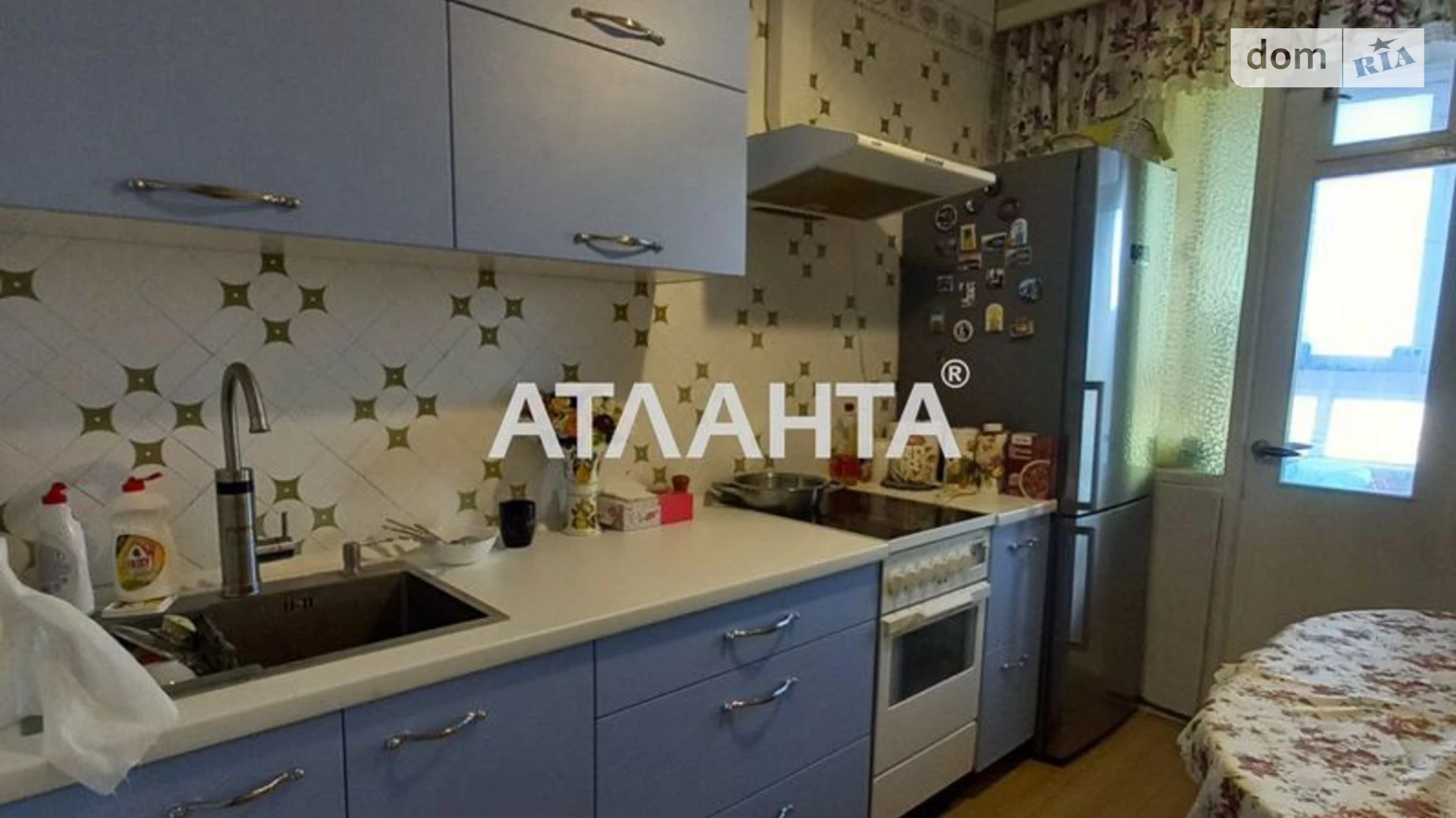 Продається 2-кімнатна квартира 50 кв. м у Чорноморську, вул. Данченка