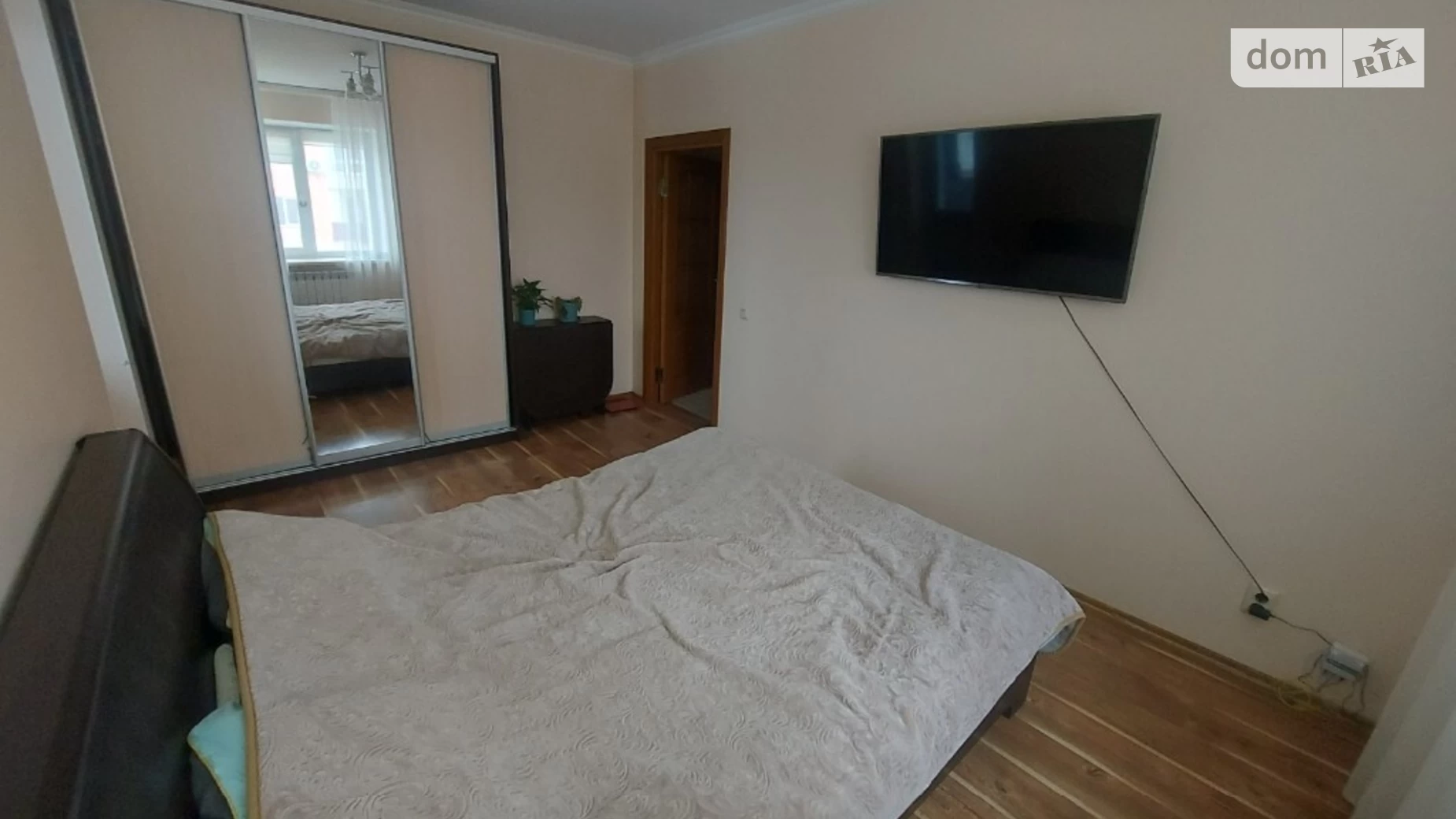 Продается 2-комнатная квартира 66 кв. м в Хмельницком