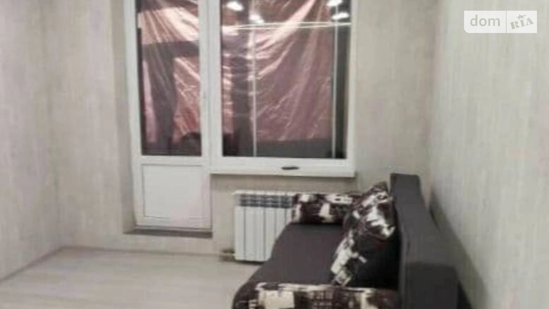 Продается 1-комнатная квартира 33 кв. м в Харькове, Салтовское шоссе, 240А