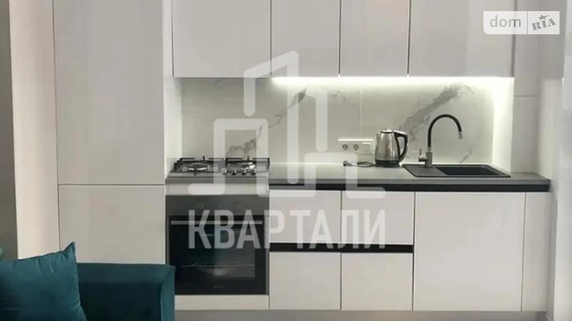 Продается 1-комнатная квартира 39 кв. м в Киеве, ул. Центральная, 19 - фото 4