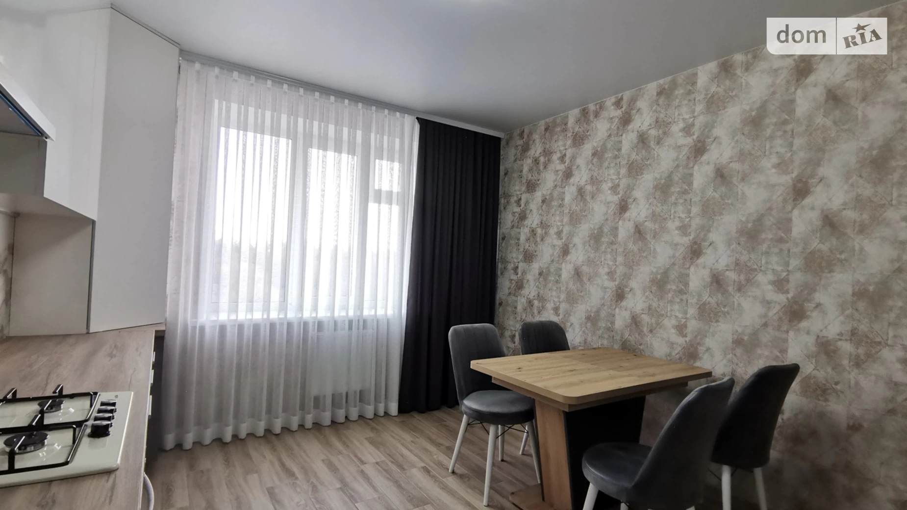 Продается 1-комнатная квартира 47.9 кв. м в Хмельницком, вул. Заречанская