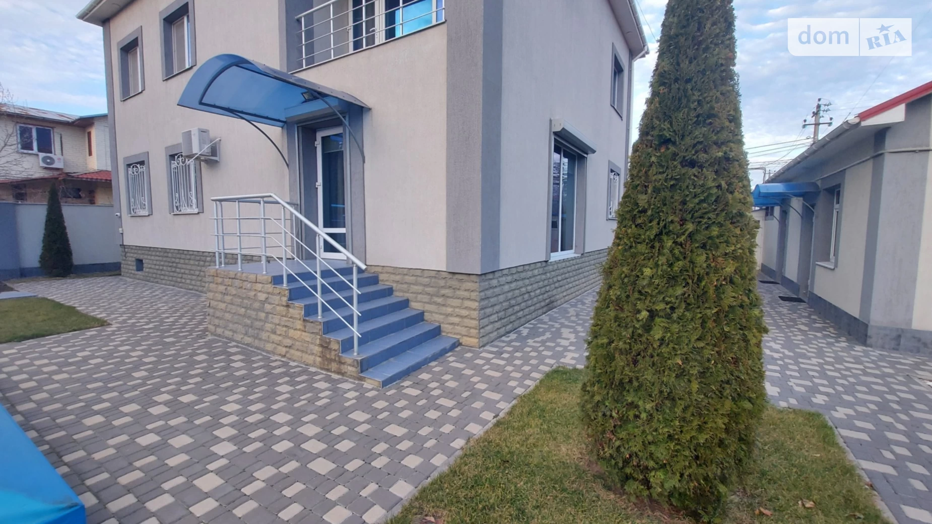 Продается дом на 2 этажа 278.4 кв. м с беседкой, цена: 250000 $ - фото 2
