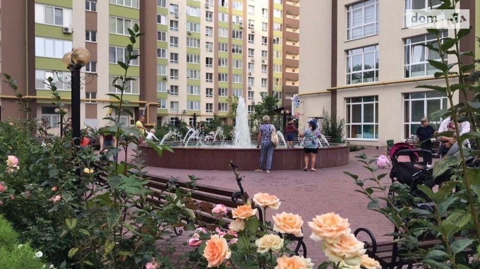 Продается 1-комнатная квартира 40.6 кв. м в Софиевской Борщаговке, ул. Академика Шалимова, 69
