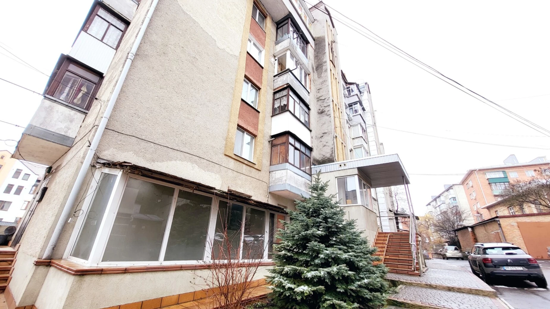 Продается 4-комнатная квартира 251 кв. м в Виннице, ул. Князей Кориатовичей