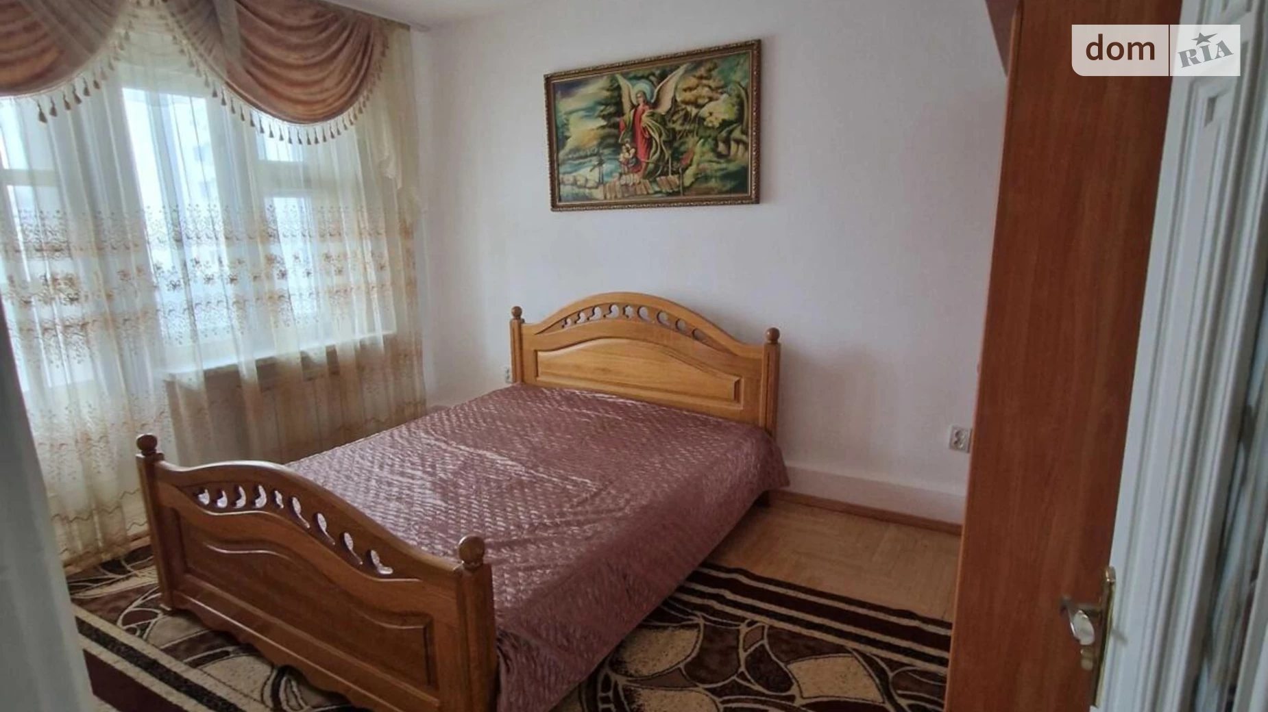 Продается 3-комнатная квартира 71.4 кв. м в Ивано-Франковске, ул. 24 Августа, 1 - фото 3