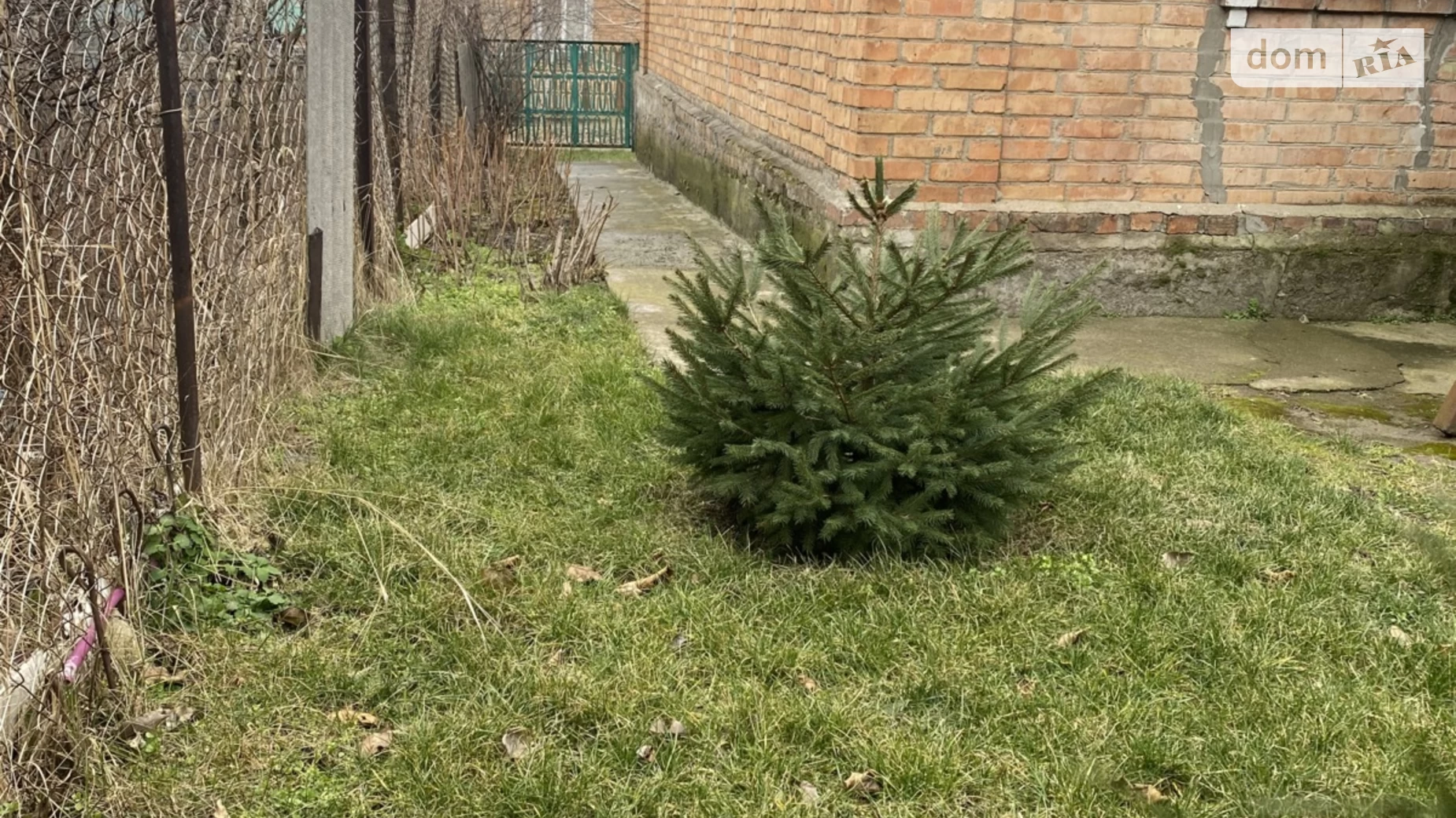 Продається одноповерховий будинок 76 кв. м з банею/сауною, вул. Брестська