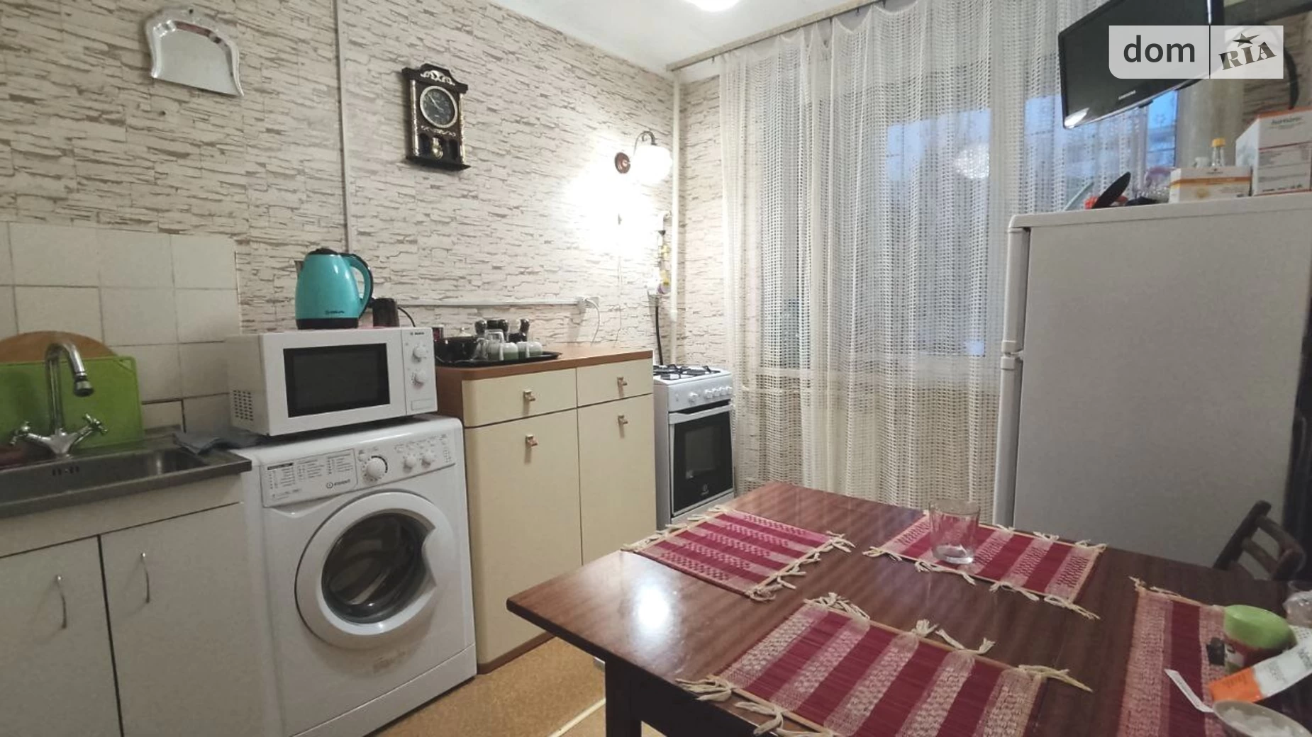 Продается 1-комнатная квартира 31 кв. м в Киеве, ул. Преображенская, 28 - фото 2