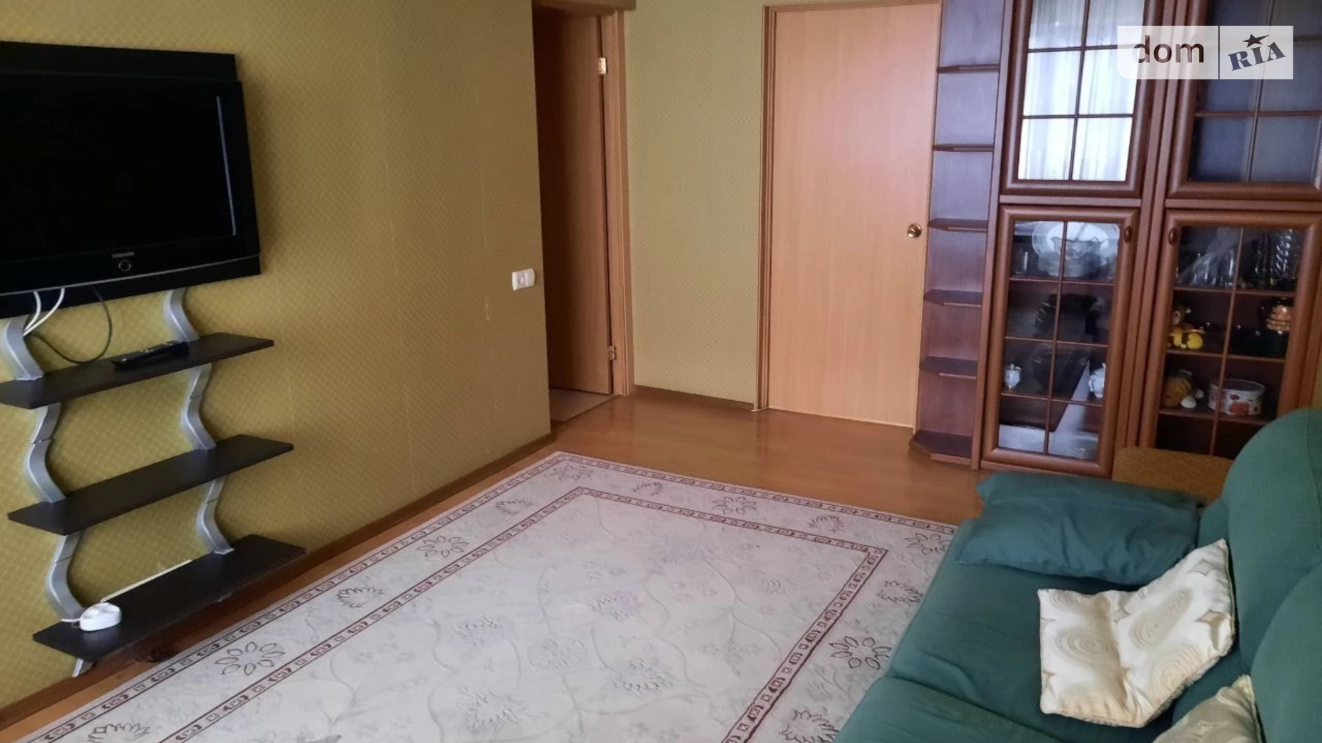 Продается 3-комнатная квартира 64 кв. м в Киеве, ул. Бакинская, 37
