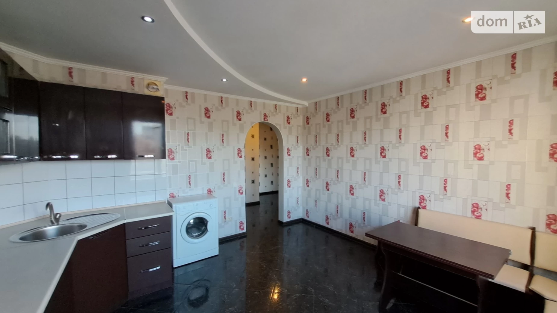 Продается 2-комнатная квартира 72 кв. м в Одессе, ул. Палия Семена, 97