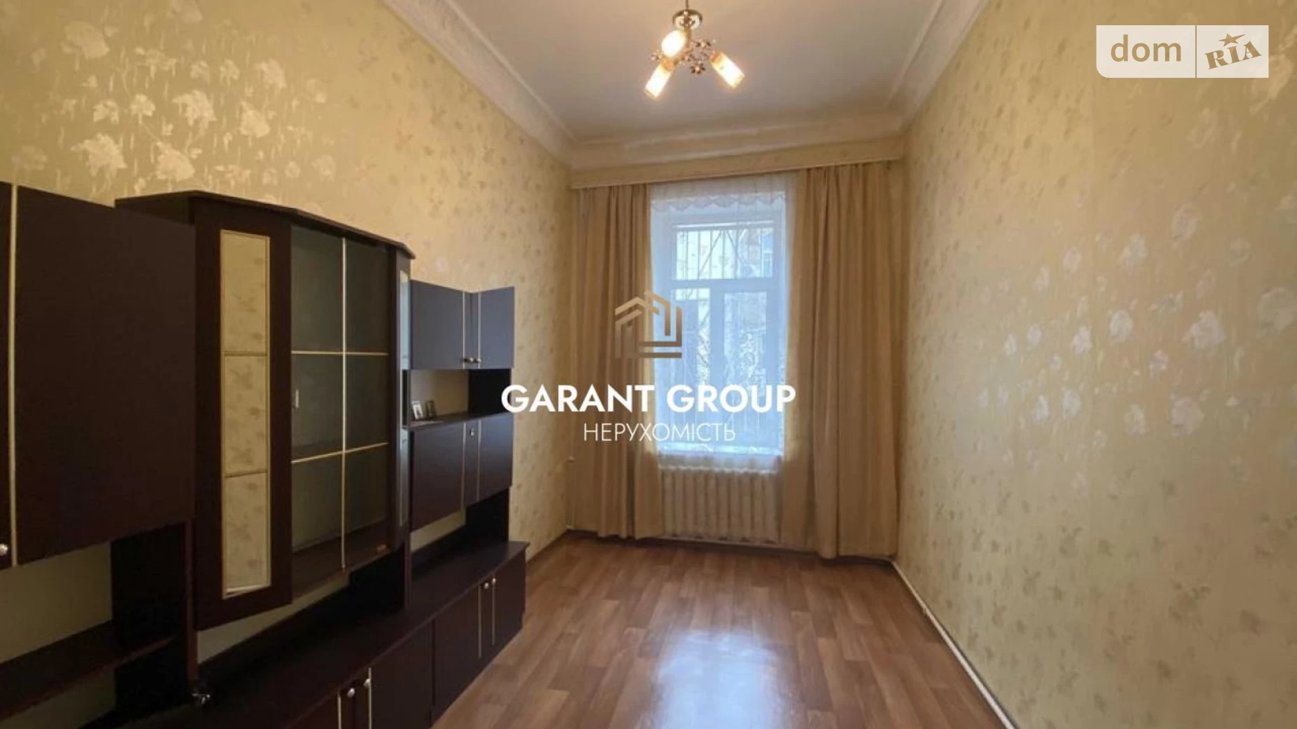 Продается 3-комнатная квартира 58 кв. м в Одессе, ул. Екатерининская