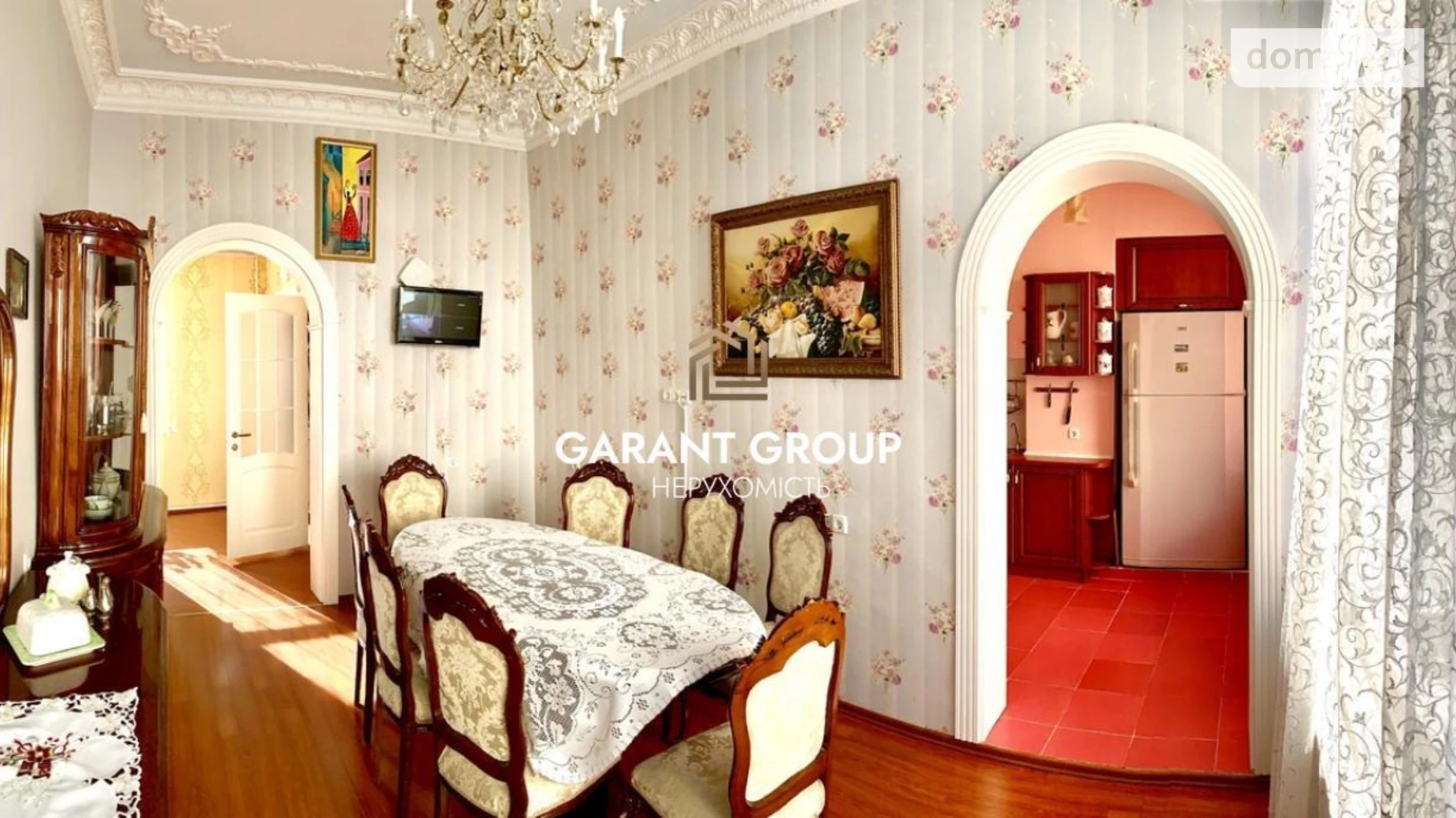 Продается 3-комнатная квартира 83 кв. м в Одессе, бул. Приморский