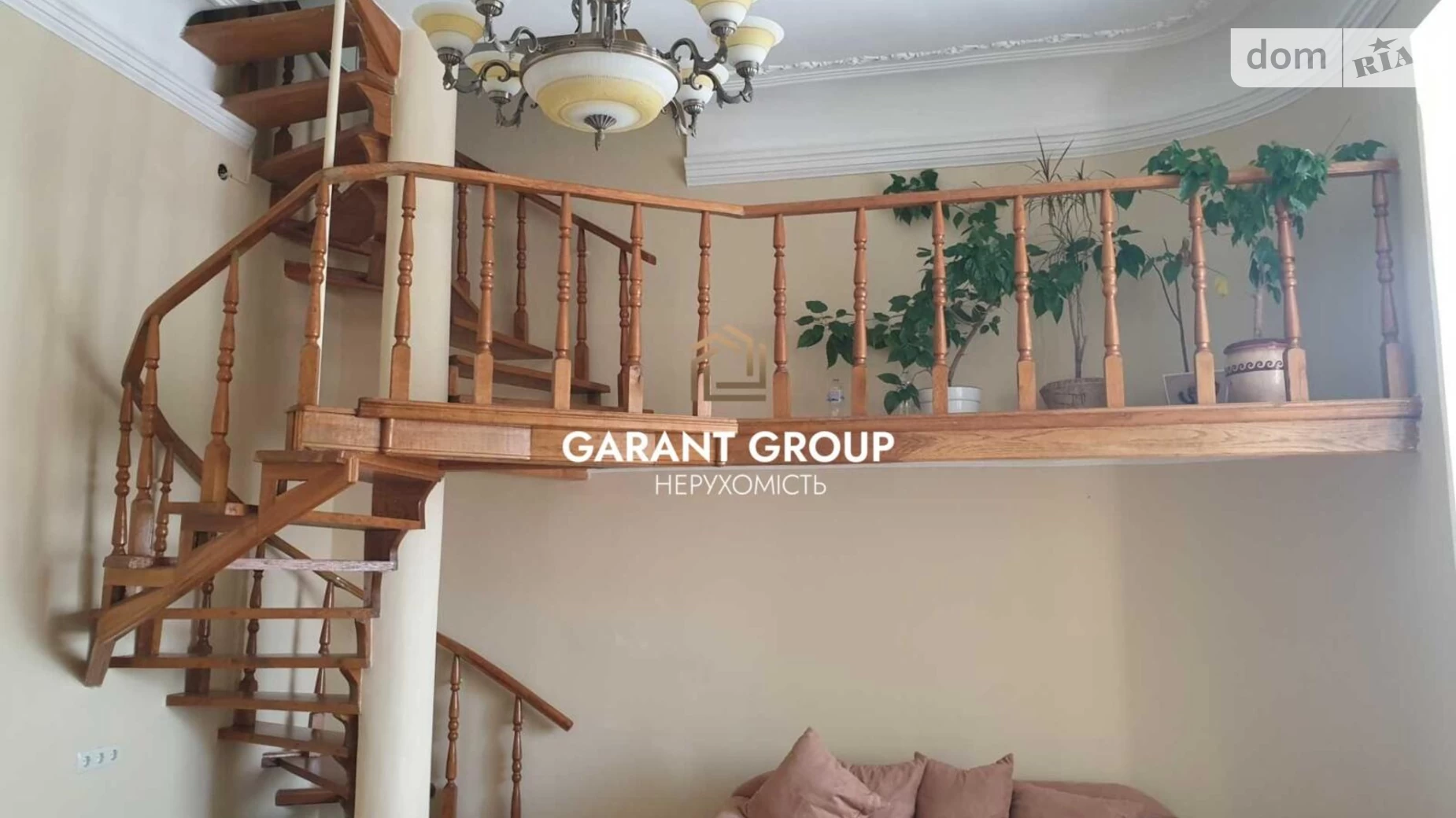 Продается 2-комнатная квартира 100 кв. м в Одессе, ул. Маразлиевская