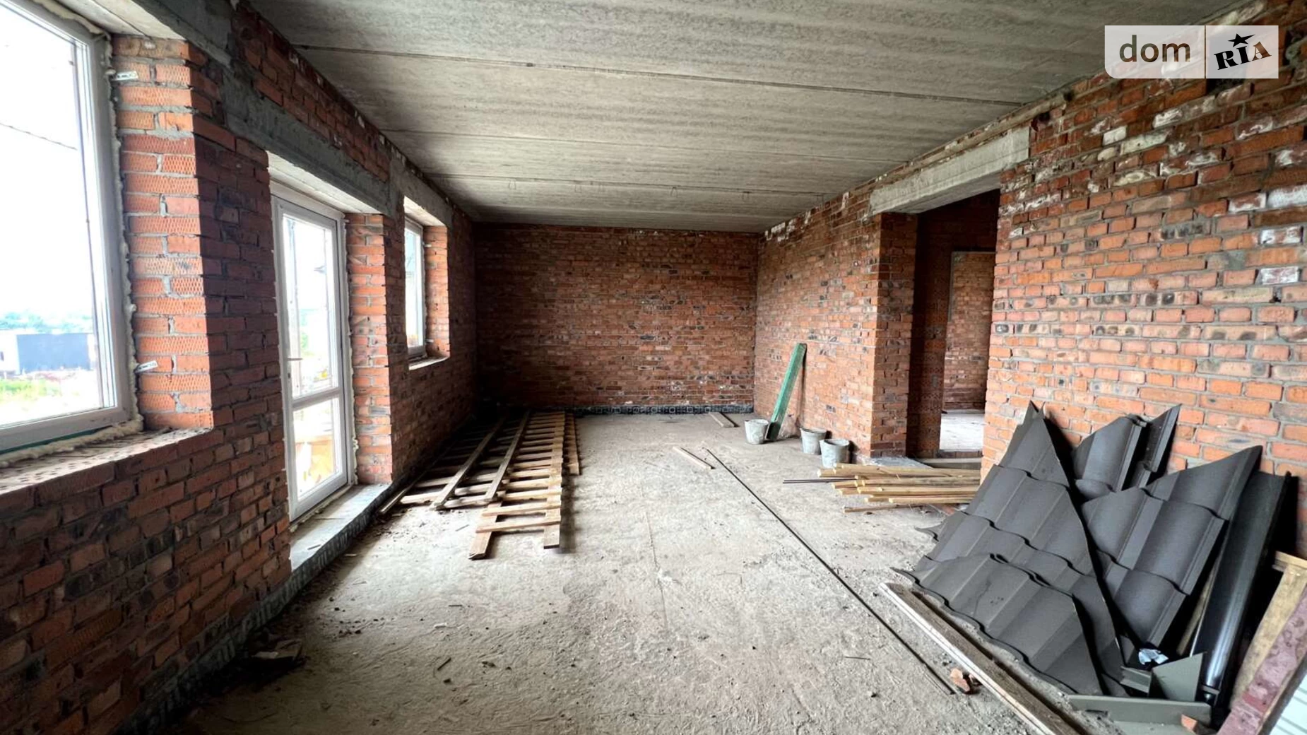 Продается дом на 2 этажа 140 кв. м с балконом, цена: 85000 $ - фото 2