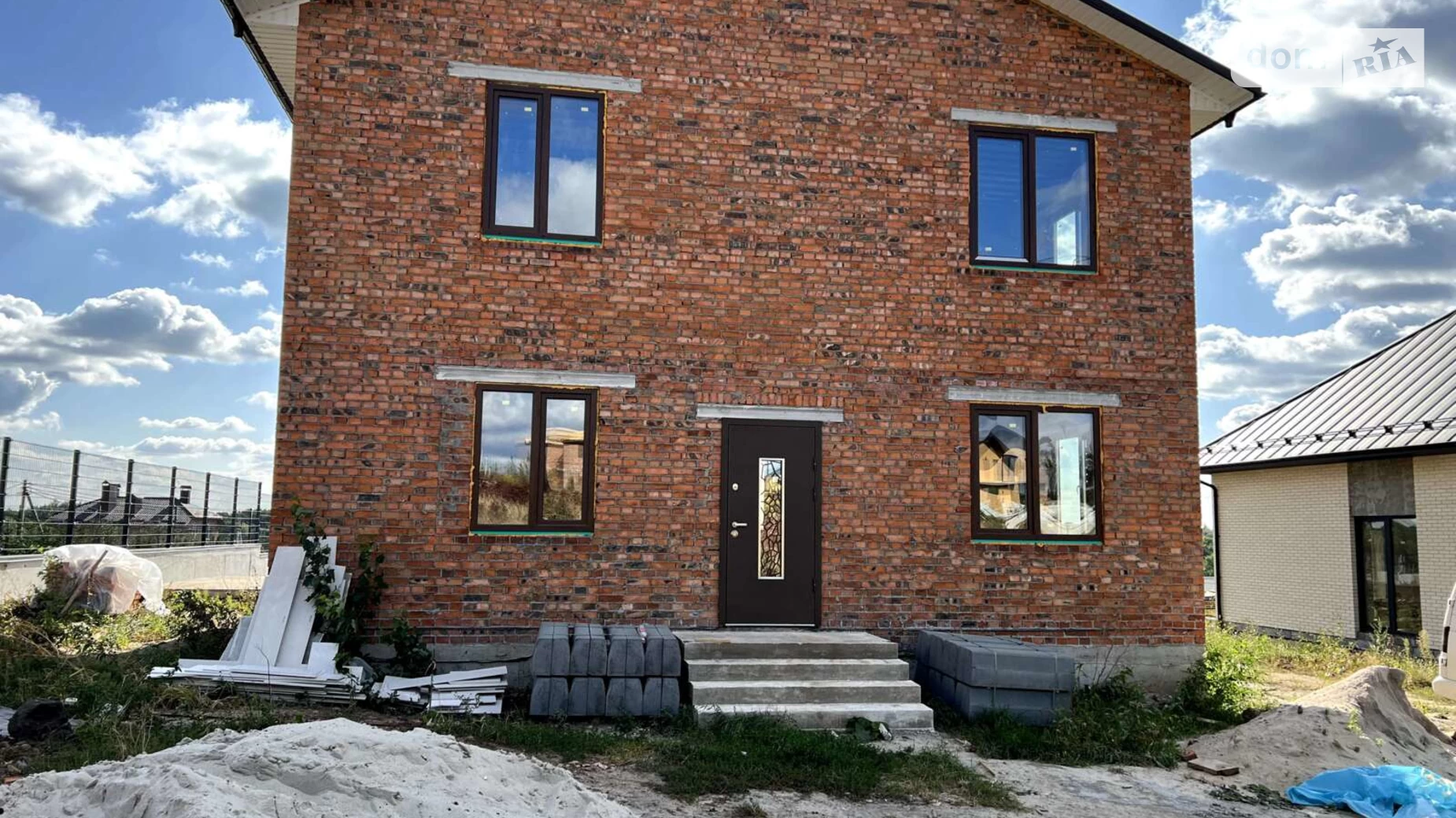 Продается дом на 2 этажа 140 кв. м с балконом, цена: 85000 $ - фото 4