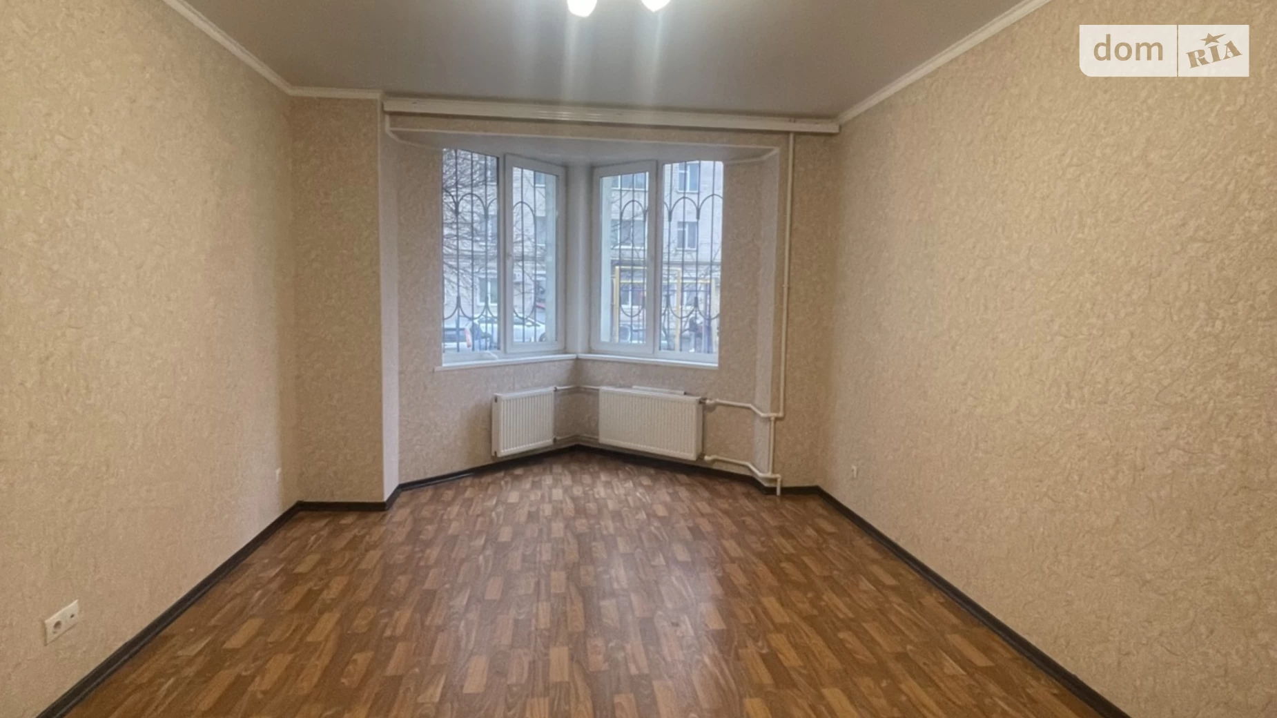 Продается 1-комнатная квартира 52 кв. м в Хмельницком, ул. Вайсера, 4/2