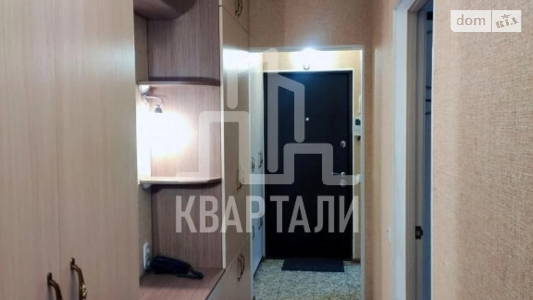 Продается 3-комнатная квартира 73 кв. м в Киеве, ул. Семеновская, 9