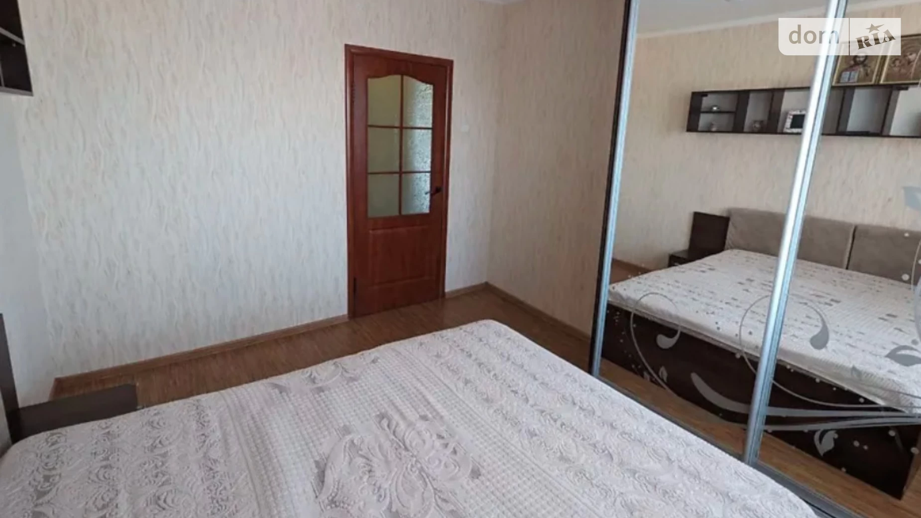 Продается 2-комнатная квартира 49 кв. м в Ровно