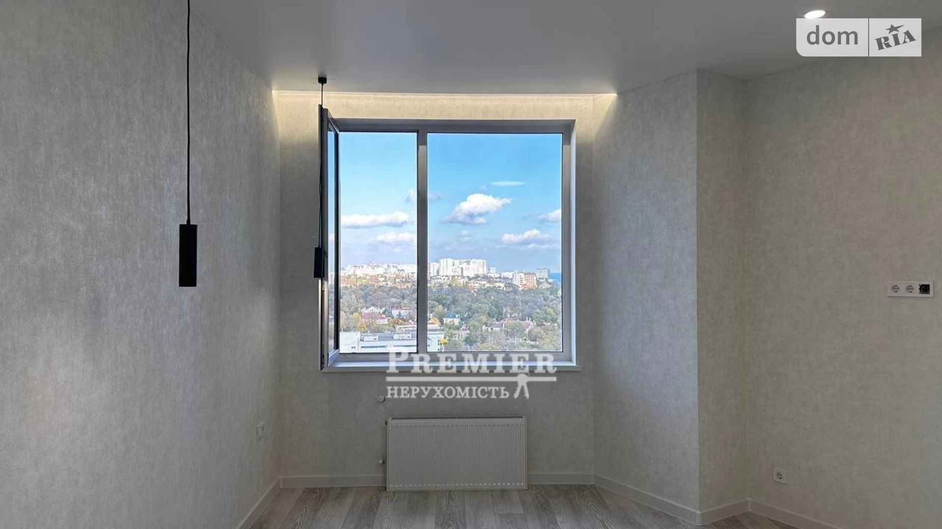 Продается 1-комнатная квартира 41.6 кв. м в Одессе, Фонтанская дор. - фото 2