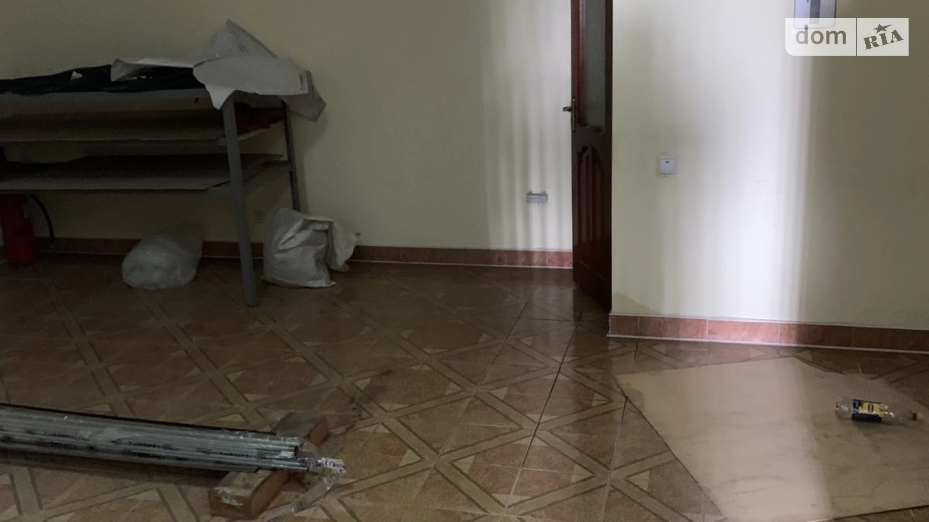 Сдается в аренду помещения свободного назначения 180 кв. м в 4-этажном здании, цена: 10000 грн - фото 4