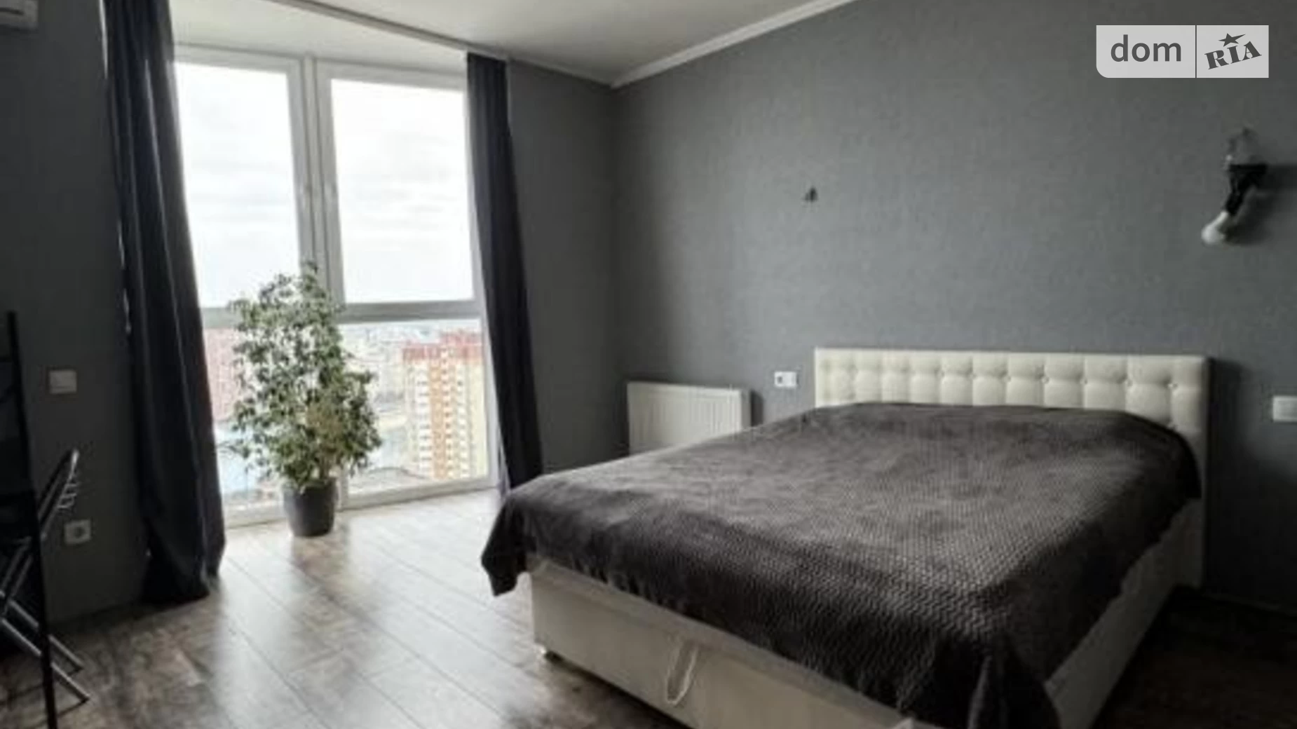 Продается 3-комнатная квартира 93 кв. м в Киеве, ул. Драгоманова, 2 - фото 2