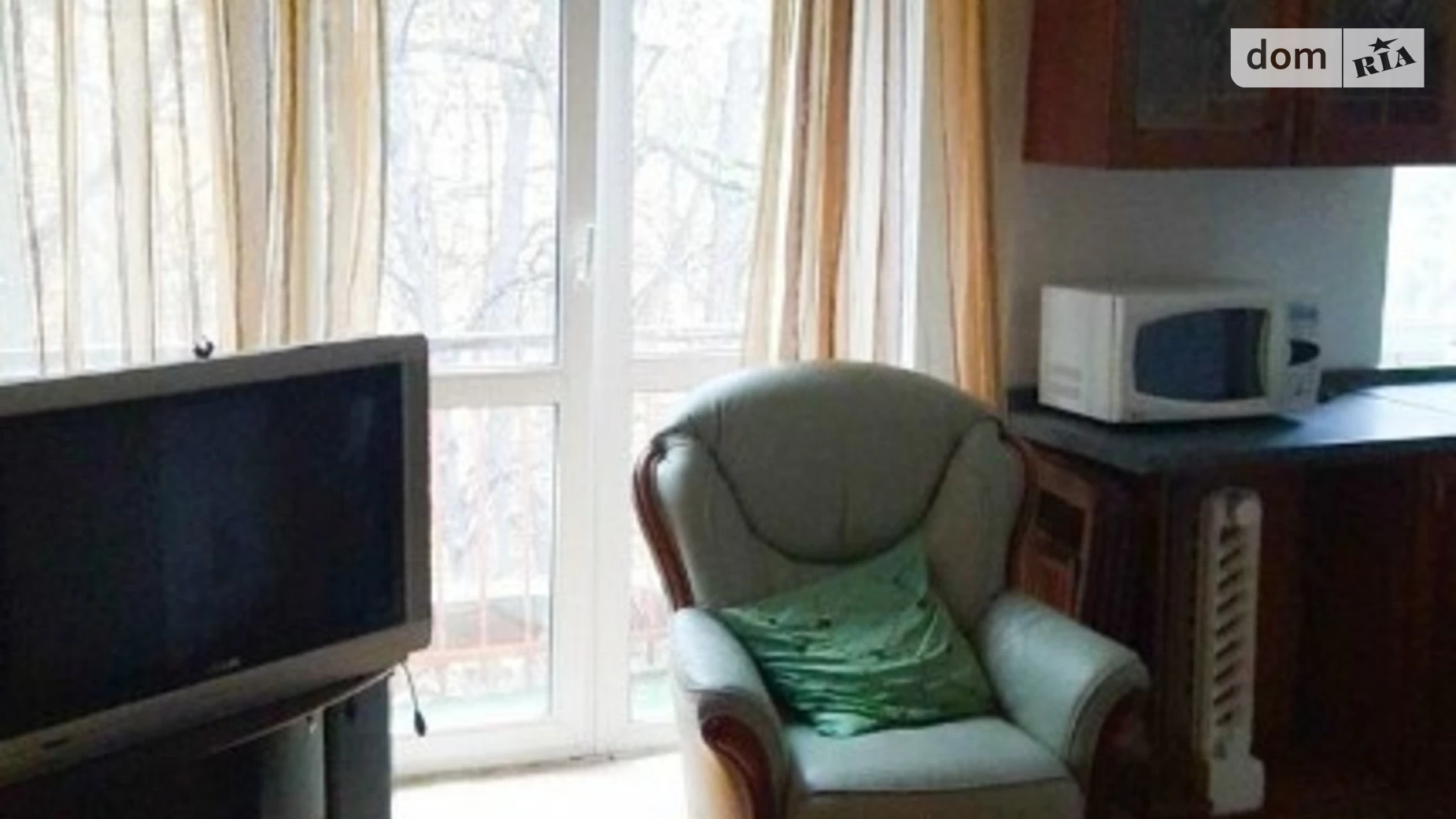Продается 3-комнатная квартира 56 кв. м в Киеве, ул. Михаила Бойчука, 23
