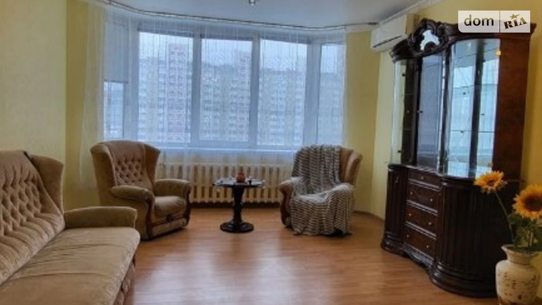 Продается 1-комнатная квартира 52 кв. м в Киеве, ул. Анны Ахматовой, 35А - фото 2