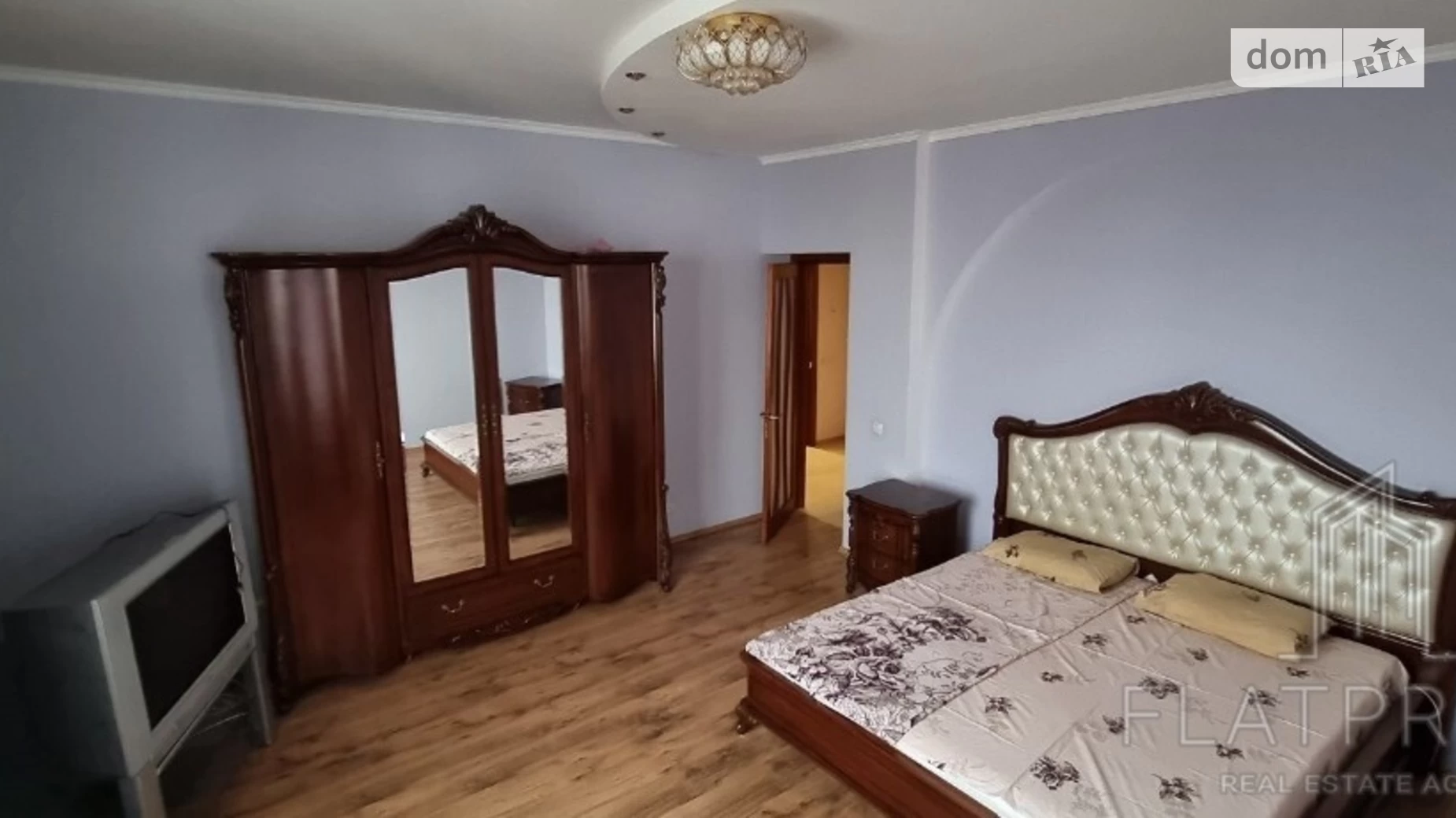 Продается 3-комнатная квартира 124 кв. м в Киеве, ул. Срибнокильская, 3В - фото 2