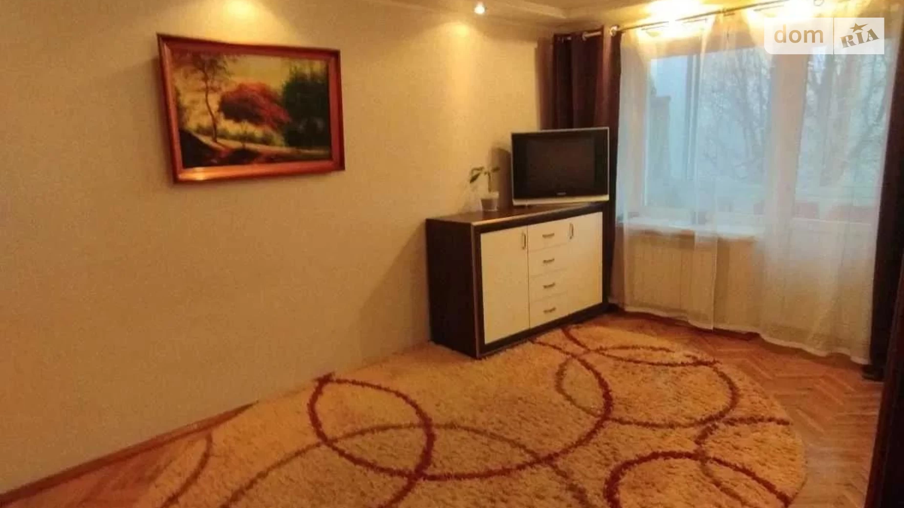 Продается 3-комнатная квартира 57 кв. м в Львове, ул. Академика Евгения Лазаренко
