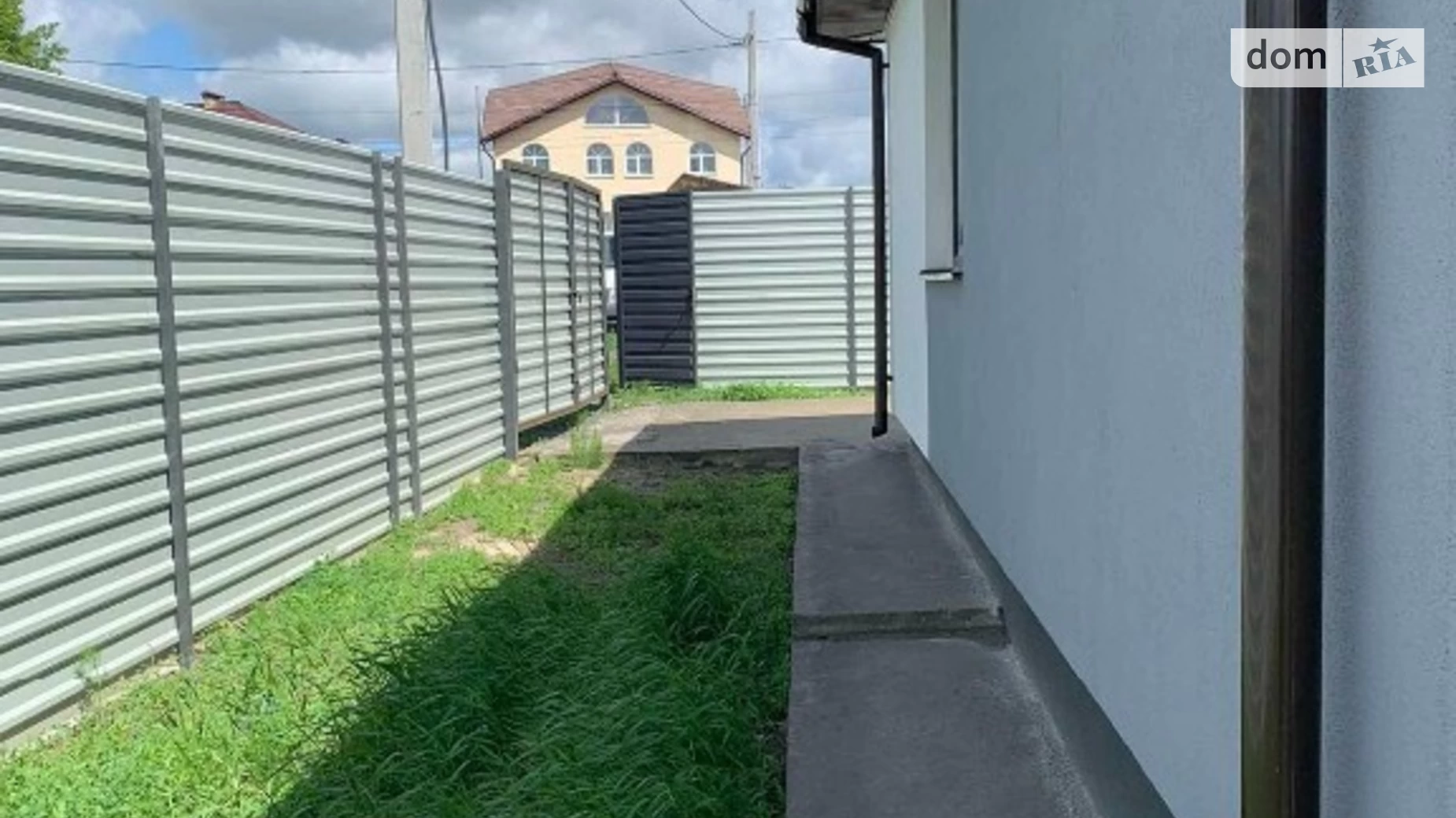 Продается одноэтажный дом 105 кв. м с гаражом, цена: 72000 $ - фото 2