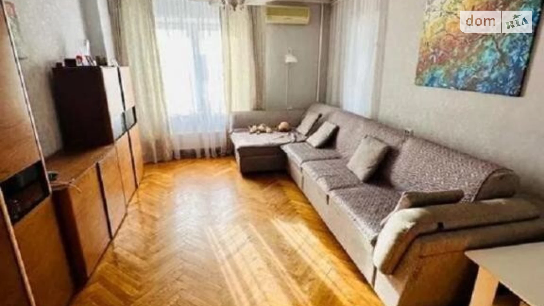 Продается 2-комнатная квартира 65 кв. м в Киеве, пл. Оболонская, 2А