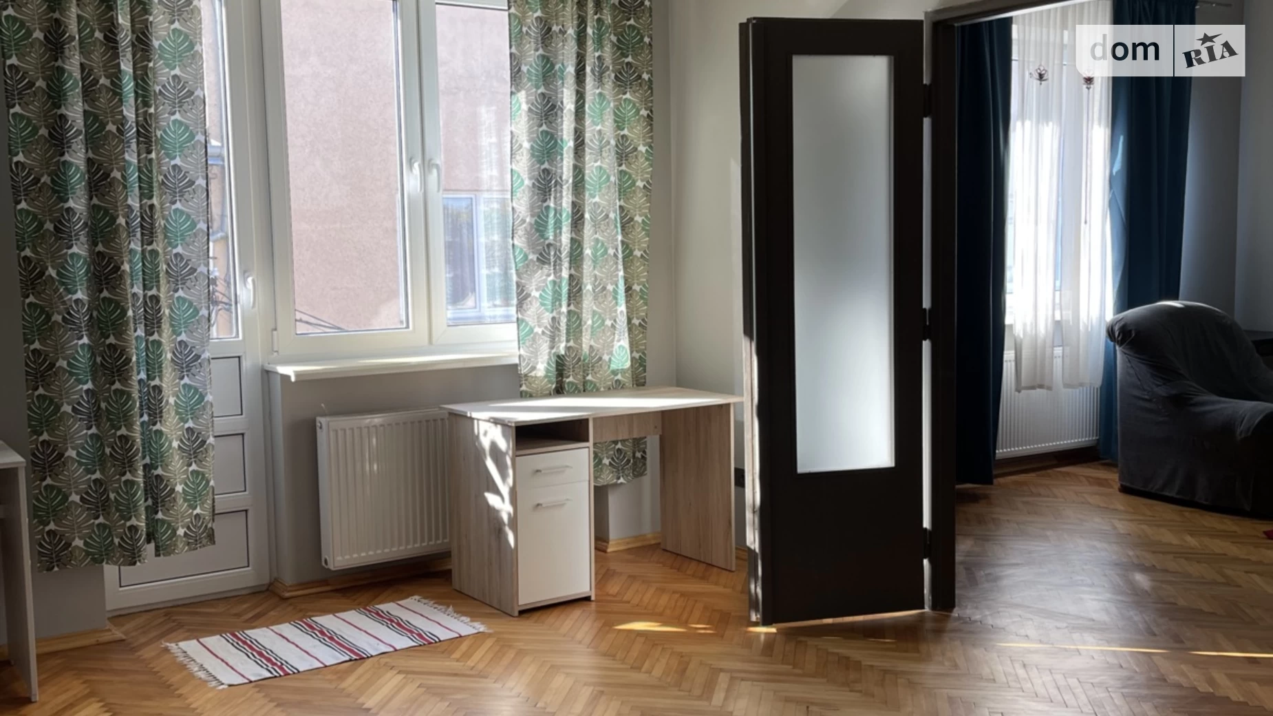 Продается 3-комнатная квартира 101 кв. м в Ужгороде