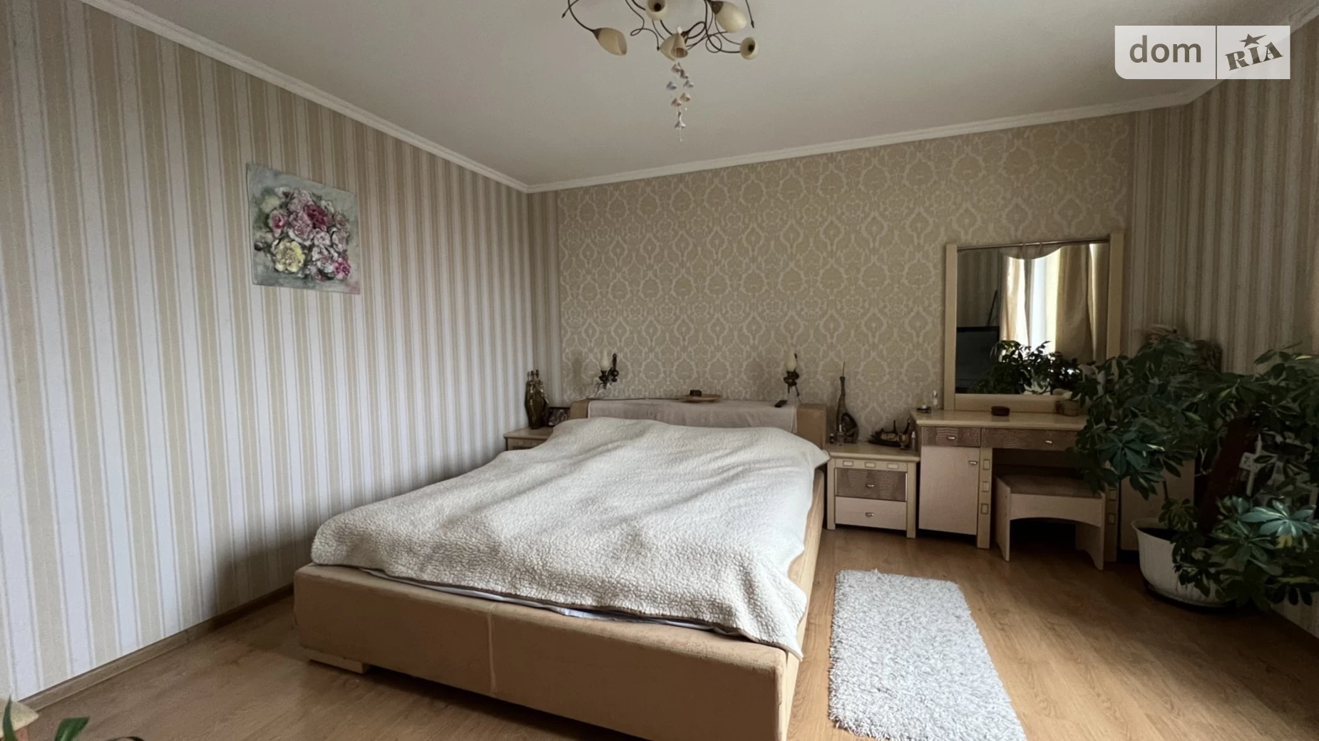 Продається 5-кімнатна квартира 146.8 кв. м у Вінниці, вул. Монастирська