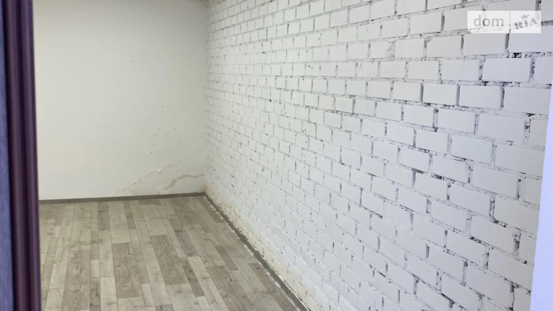 Продается офис 55 кв. м в бизнес-центре, цена: 27000 $ - фото 2