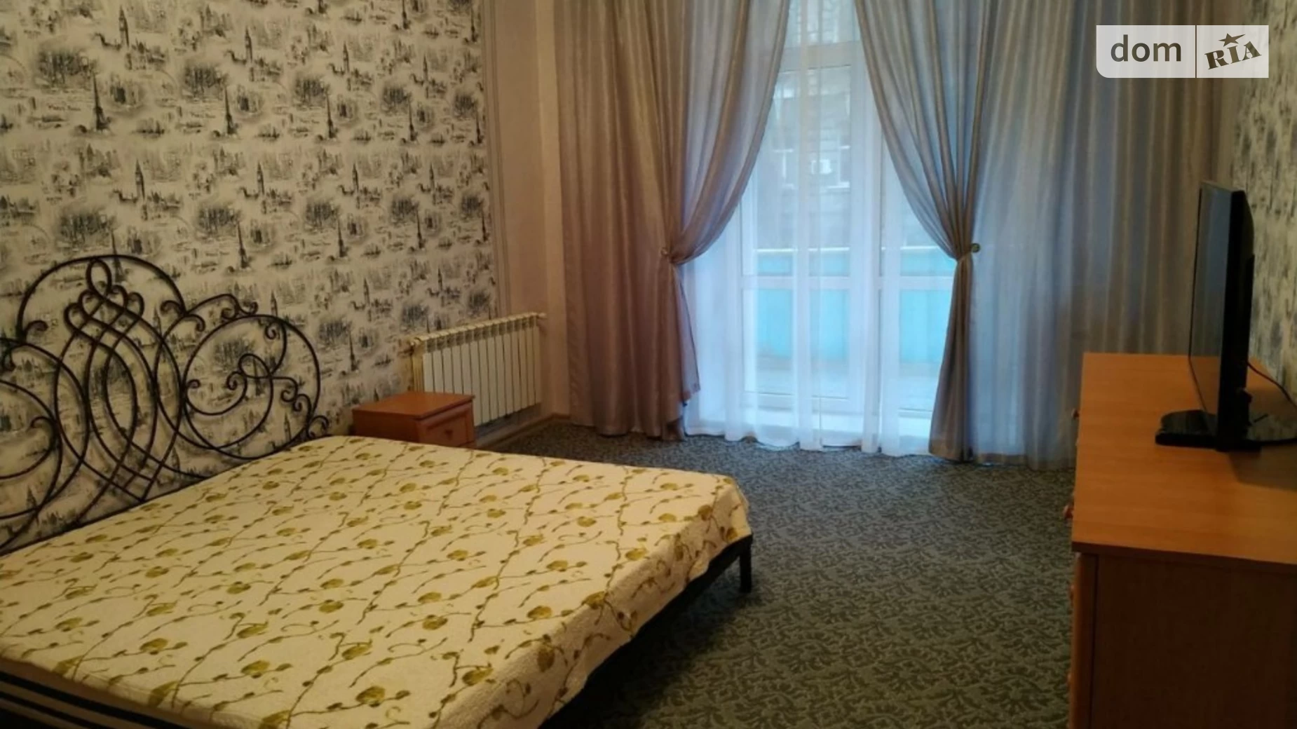 Продається 1-кімнатна квартира 46 кв. м у Одесі, ул. Новосельського