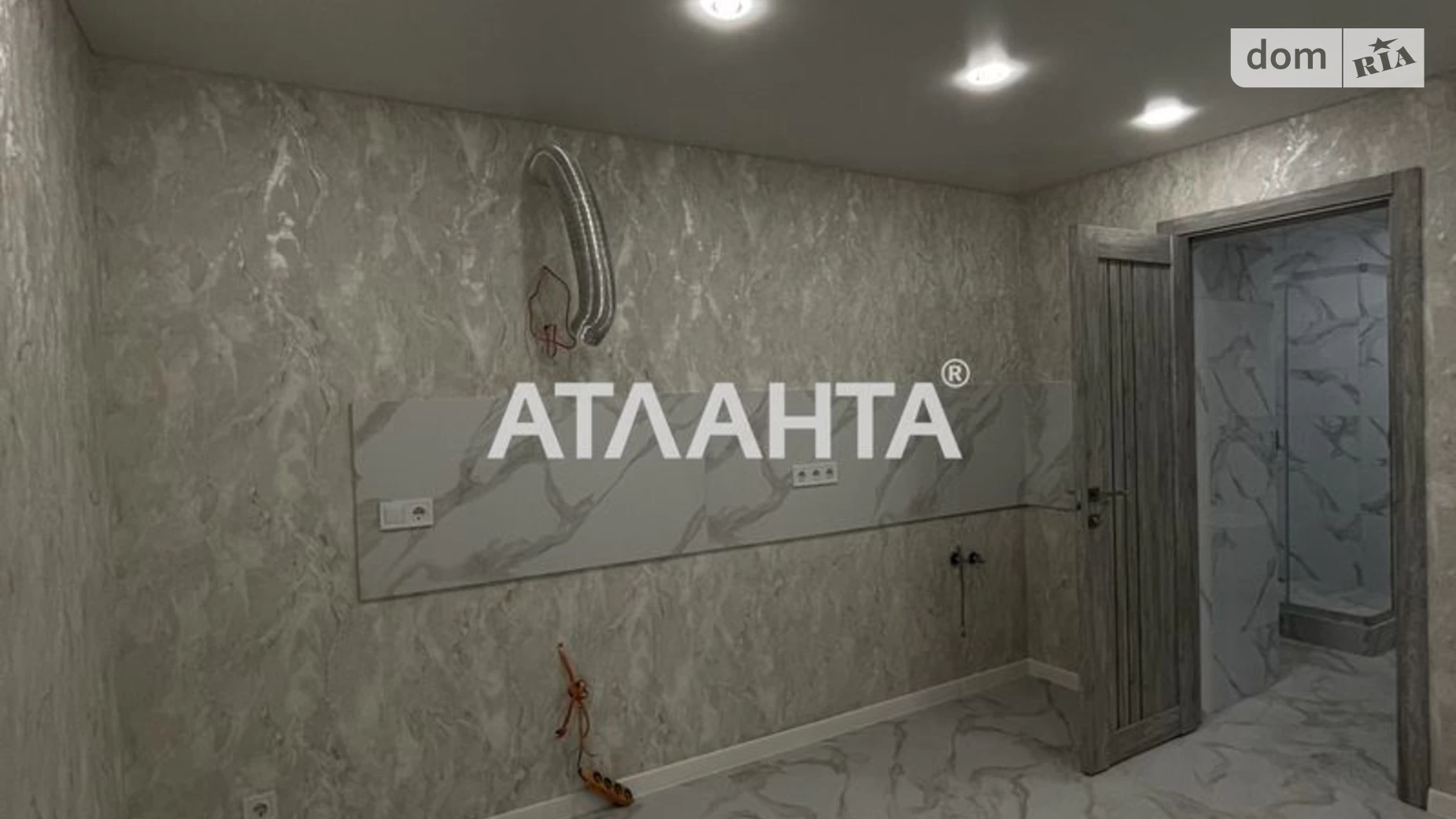 Продається 1-кімнатна квартира 39.4 кв. м у Одесі, узвіз Матроський