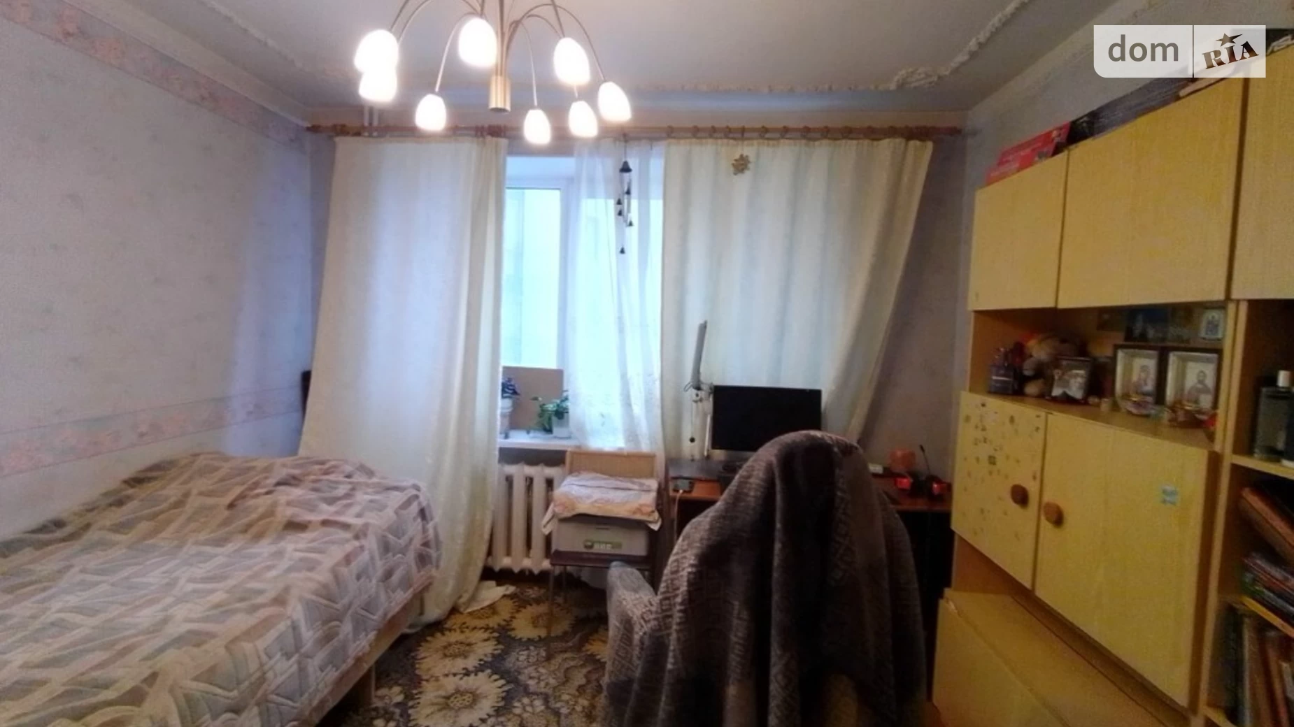 Продается 3-комнатная квартира 67 кв. м в Одессе, ул. Маршала Малиновского, 17