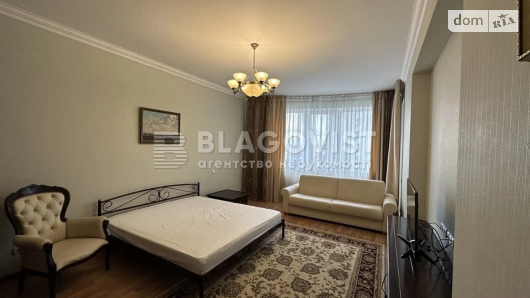 Продается 1-комнатная квартира 59.5 кв. м в Киеве, ул. Генерала Шаповала(Механизаторов), 2