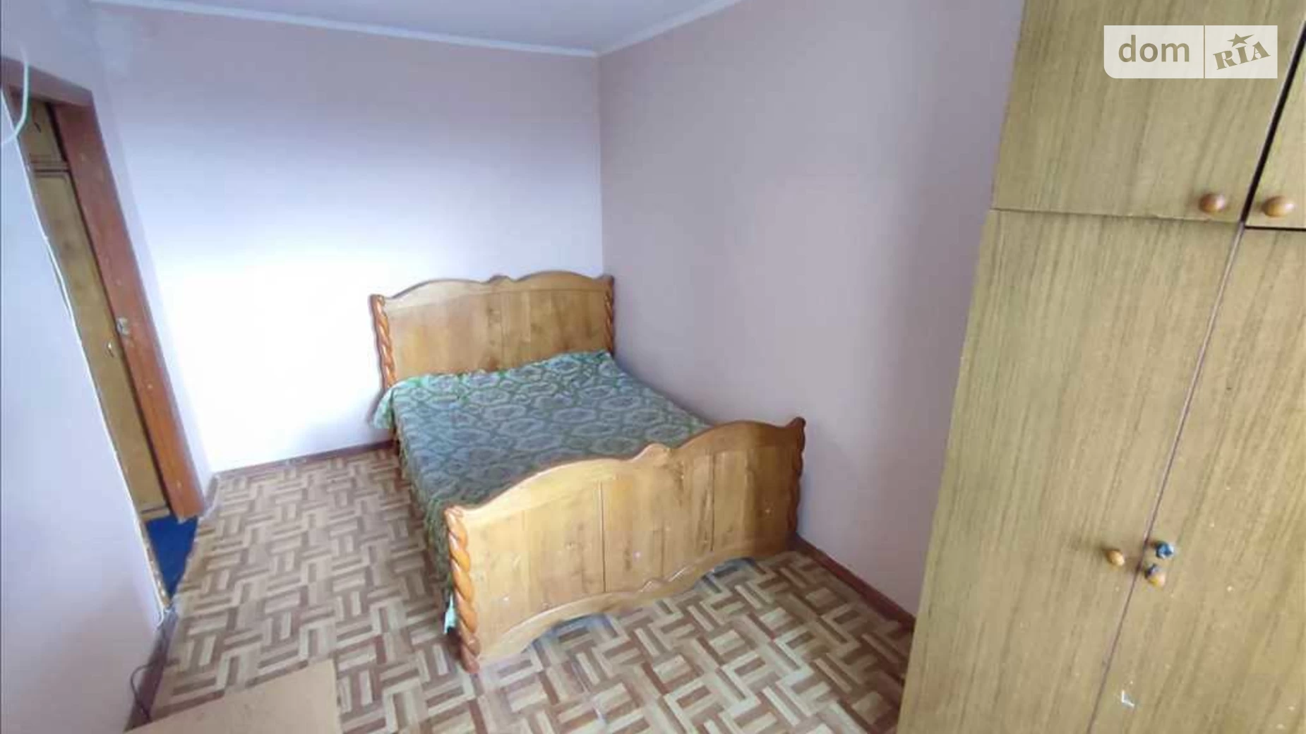 Продается 2-комнатная квартира 49 кв. м в Полтаве