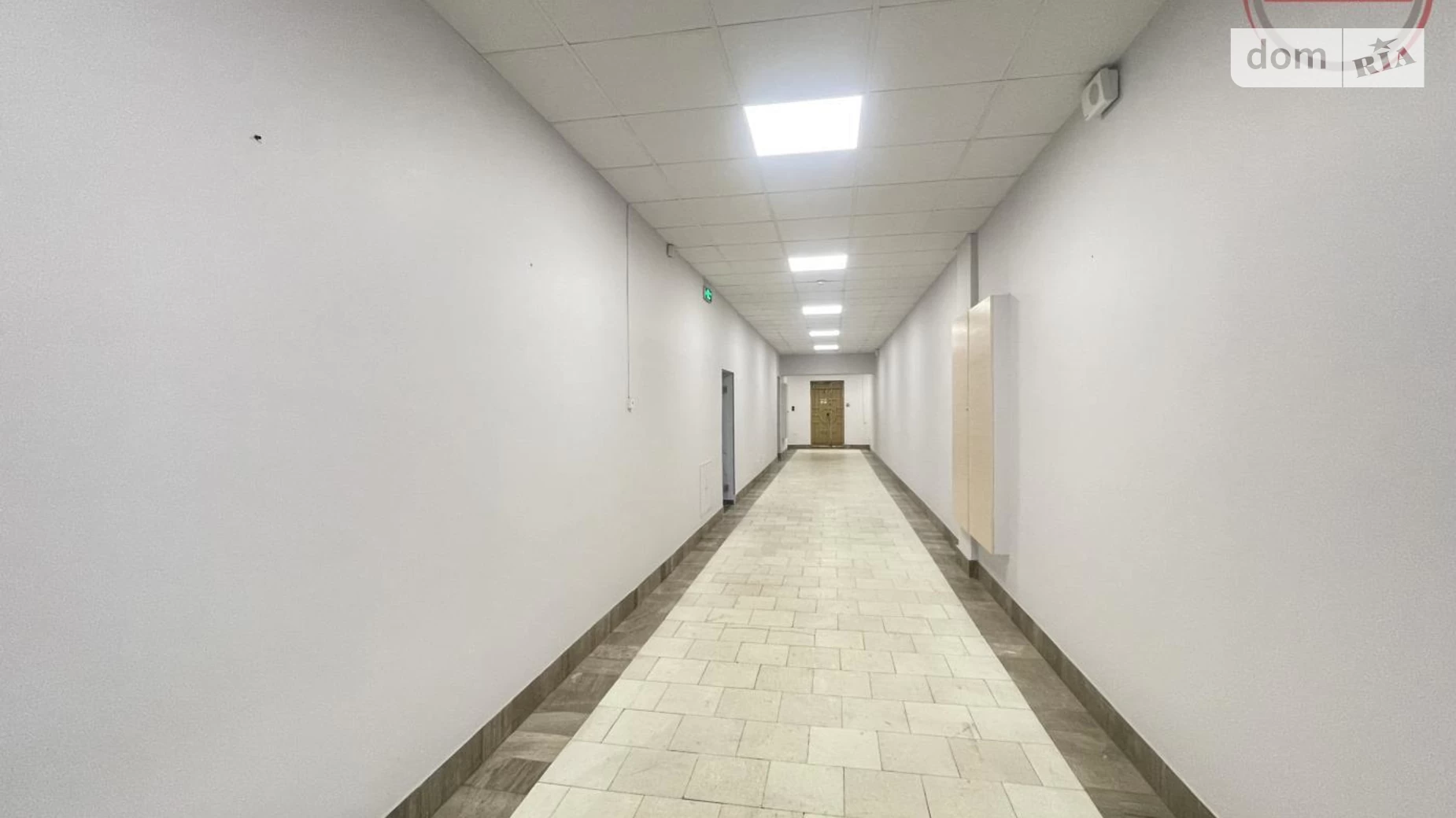 Сдается в аренду офис 490 кв. м в бизнес-центре, цена: 245000 грн - фото 4