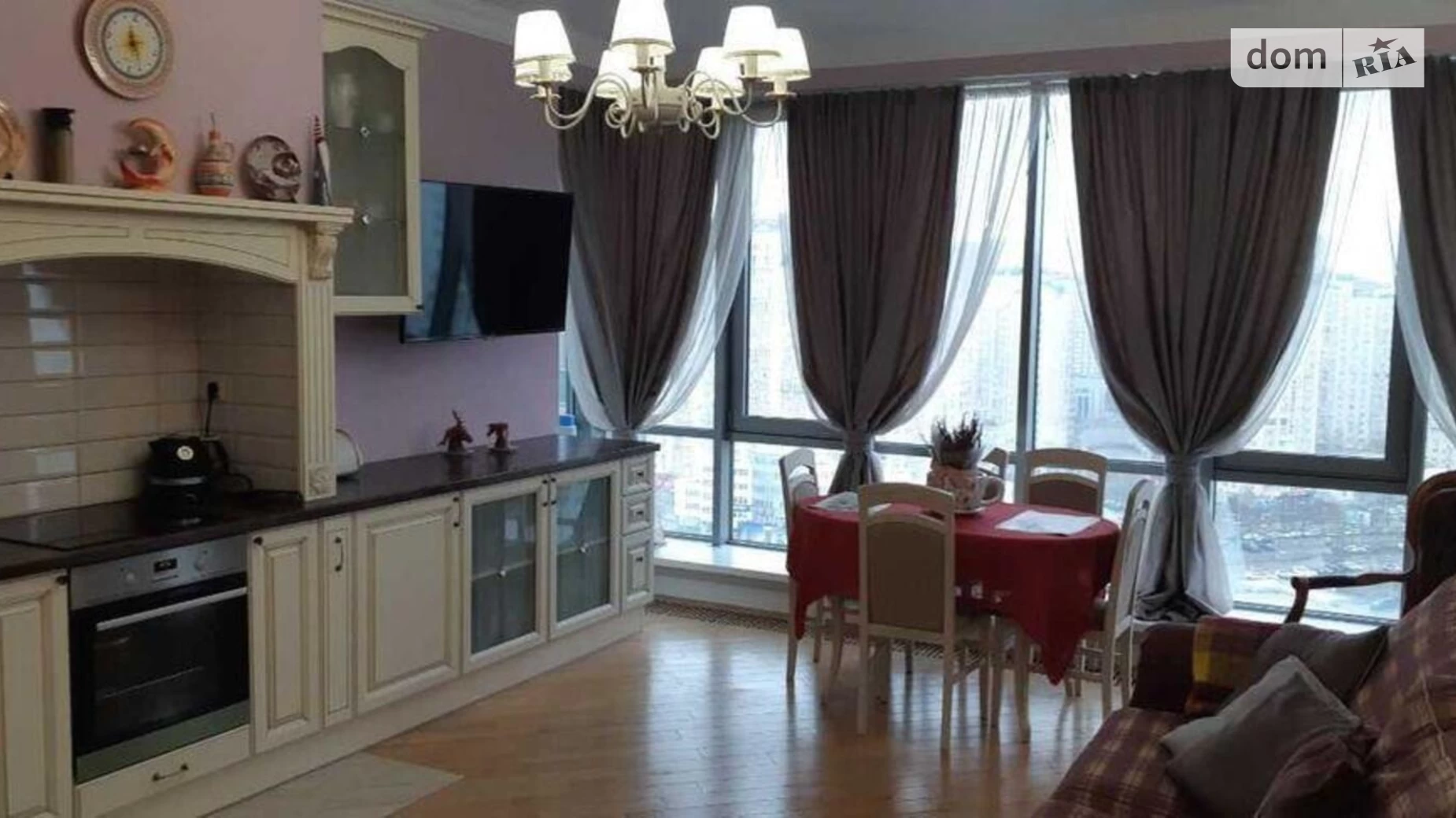 Продается 2-комнатная квартира 80 кв. м в Киеве, наб. Днепровская, 14Б