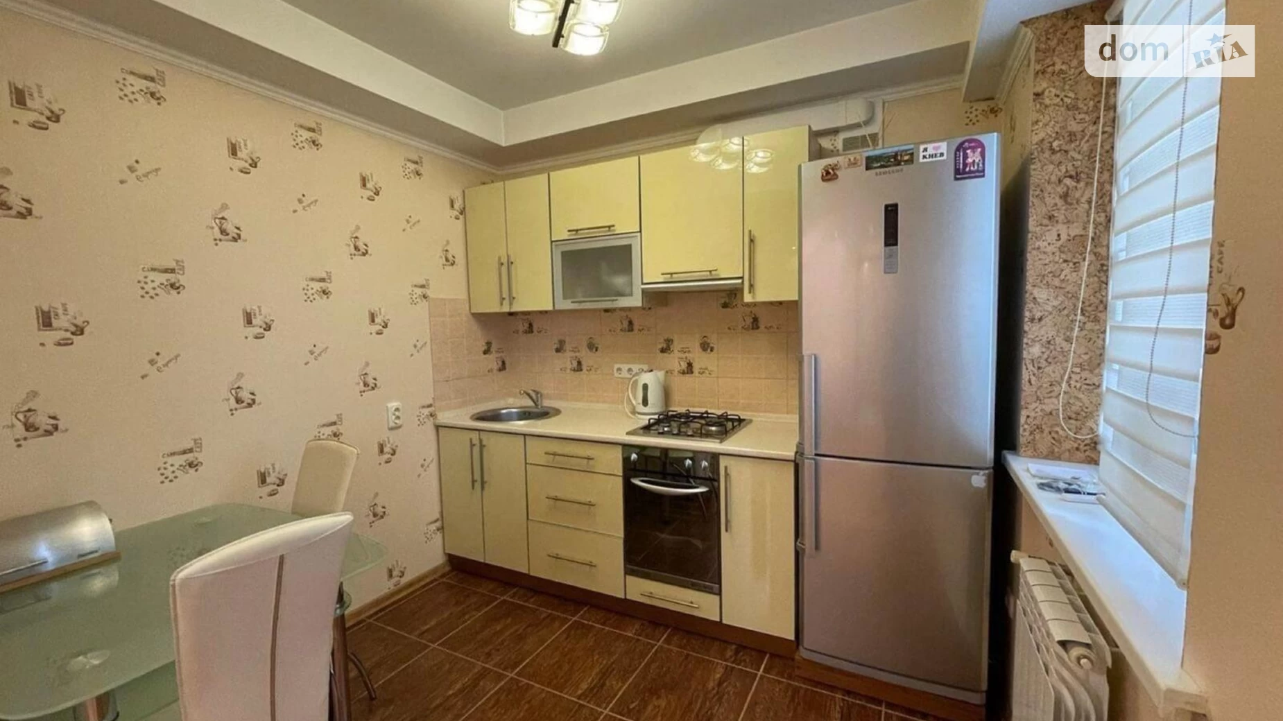 Продается 2-комнатная квартира 40 кв. м в Киеве, ул. Ушинского, 5К корпус 1