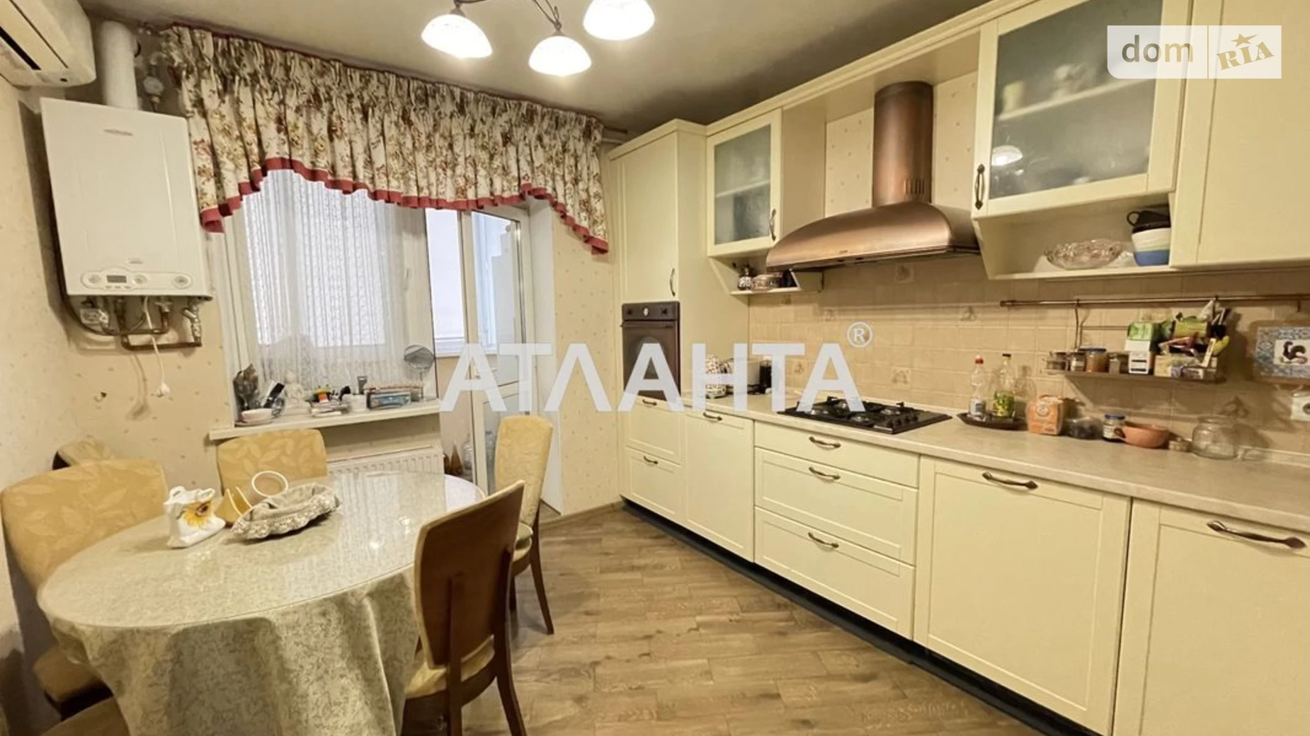 Продается 3-комнатная квартира 100.5 кв. м в Одессе, ул. Якова Бреуса - фото 2