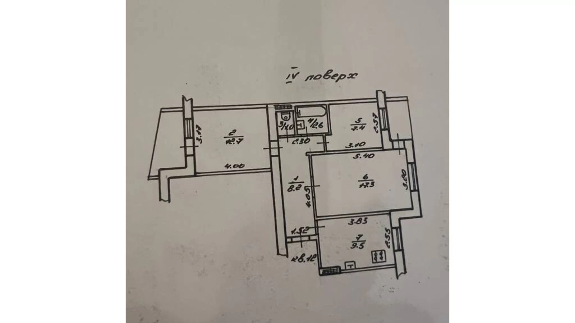 Продається 3-кімнатна квартира 63 кв. м у Одесі, просп. Академіка Глушка