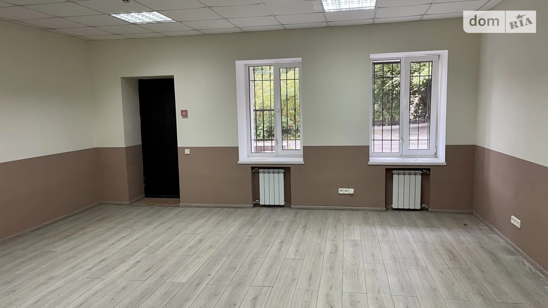Сдается в аренду помещения свободного назначения 306 кв. м в 4-этажном здании, цена: 2000 $ - фото 4