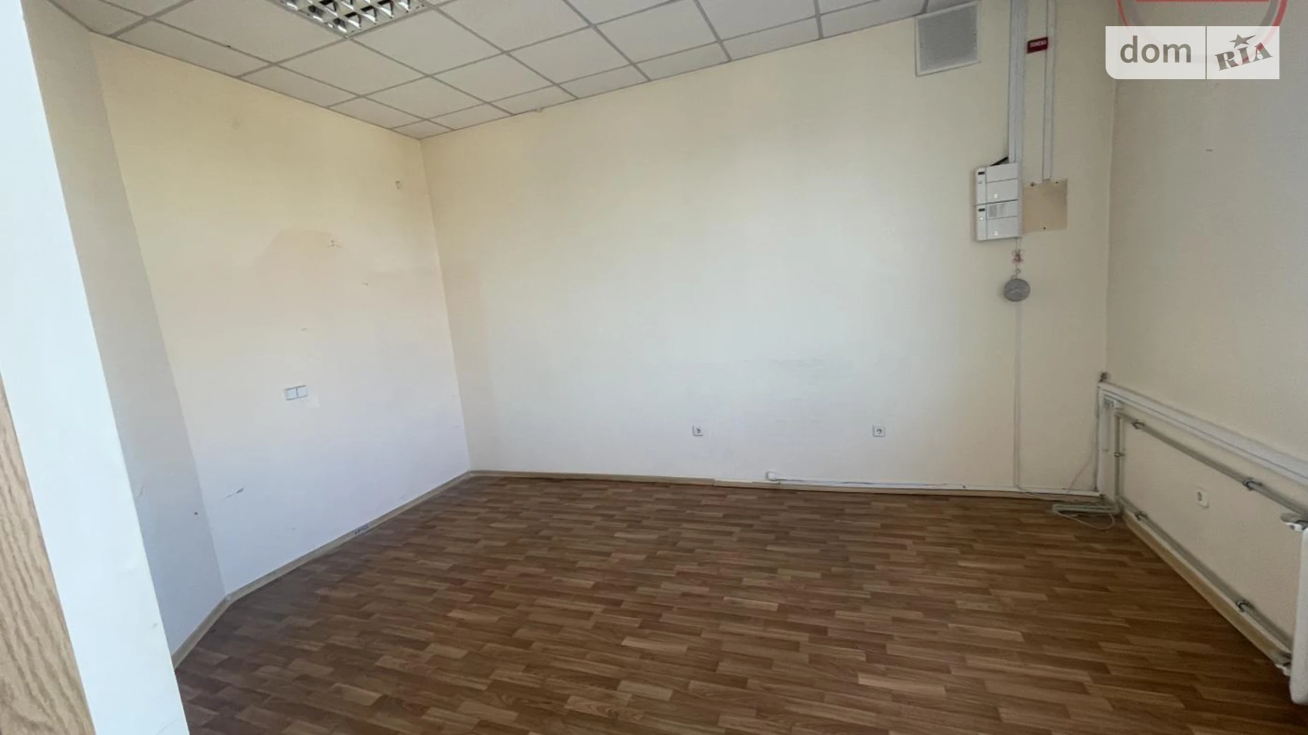Сдается в аренду офис 575 кв. м в бизнес-центре, цена: 143750 грн - фото 3