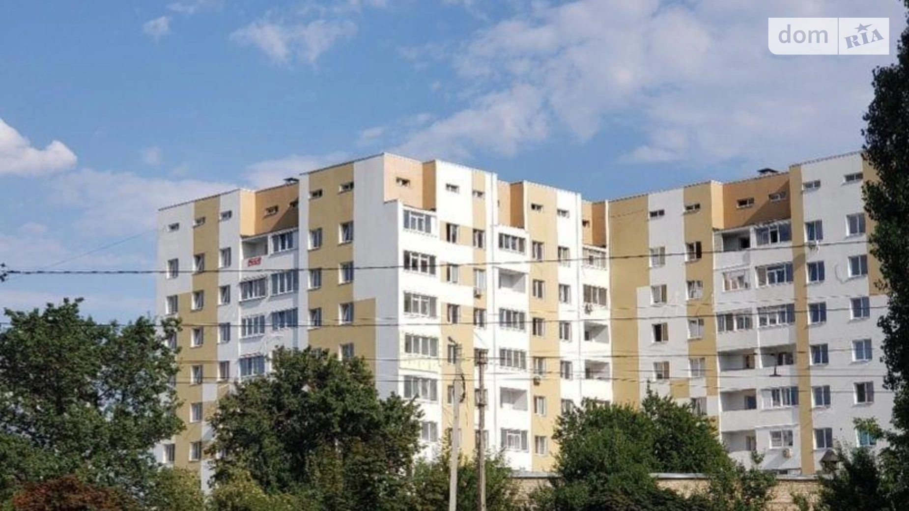 Продается 1-комнатная квартира 37 кв. м в Харькове, просп. Льва Ландау, 52А