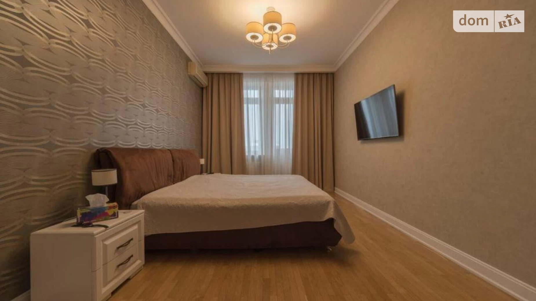 Продается 4-комнатная квартира 171 кв. м в Киеве, ул. Кудрявская, 13-19 - фото 2